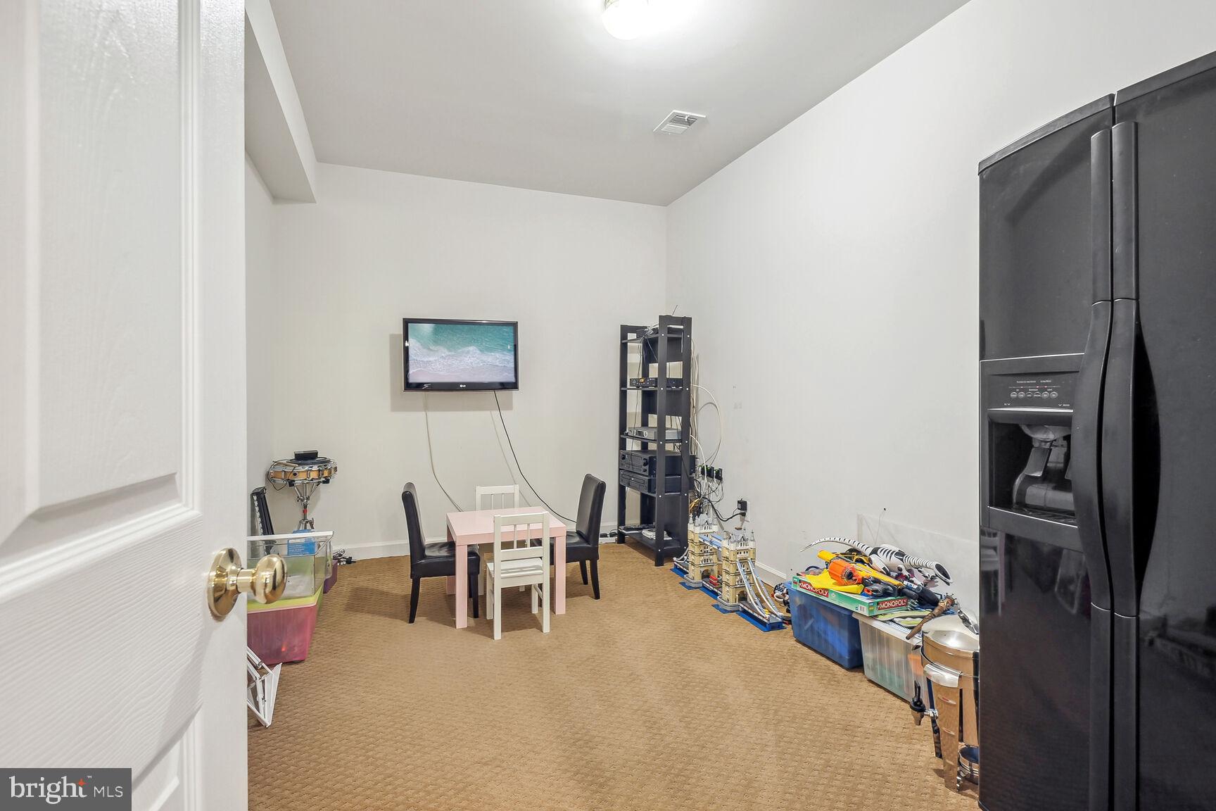 ELK LICK ESTATES - Residential