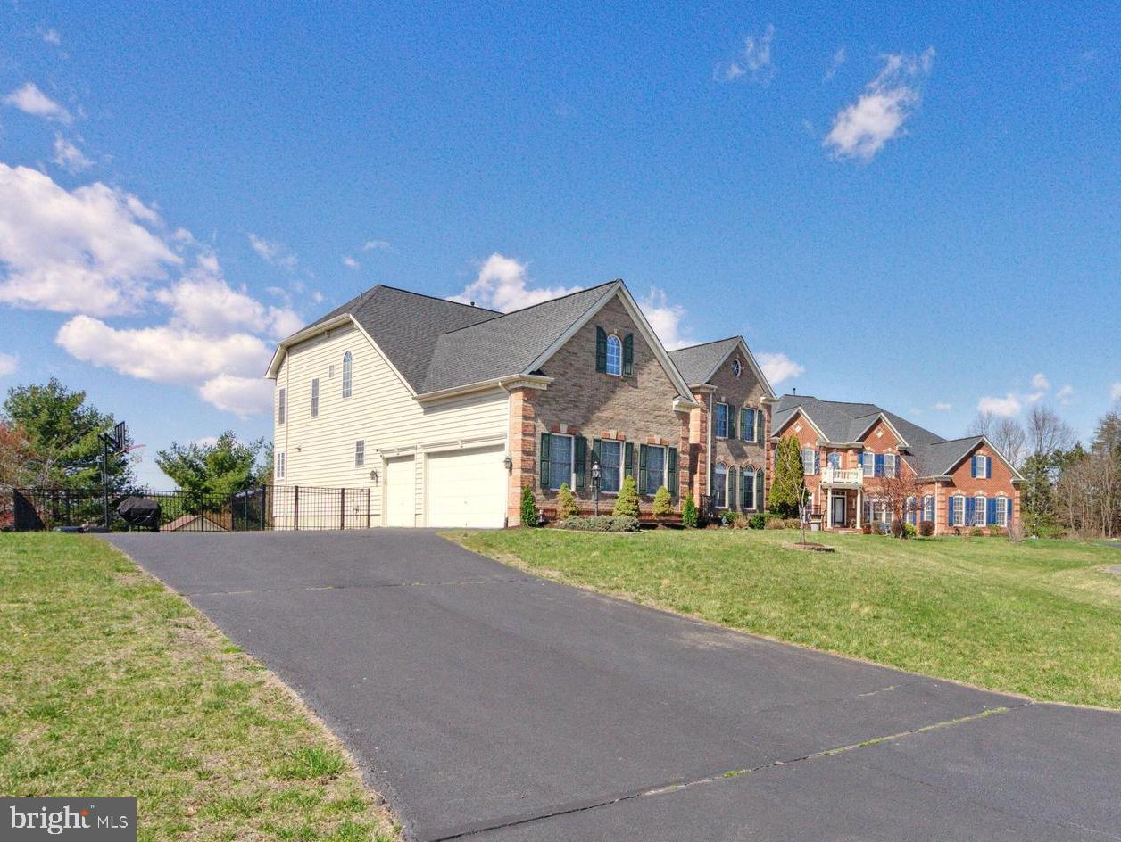 ELK LICK ESTATES - Residential