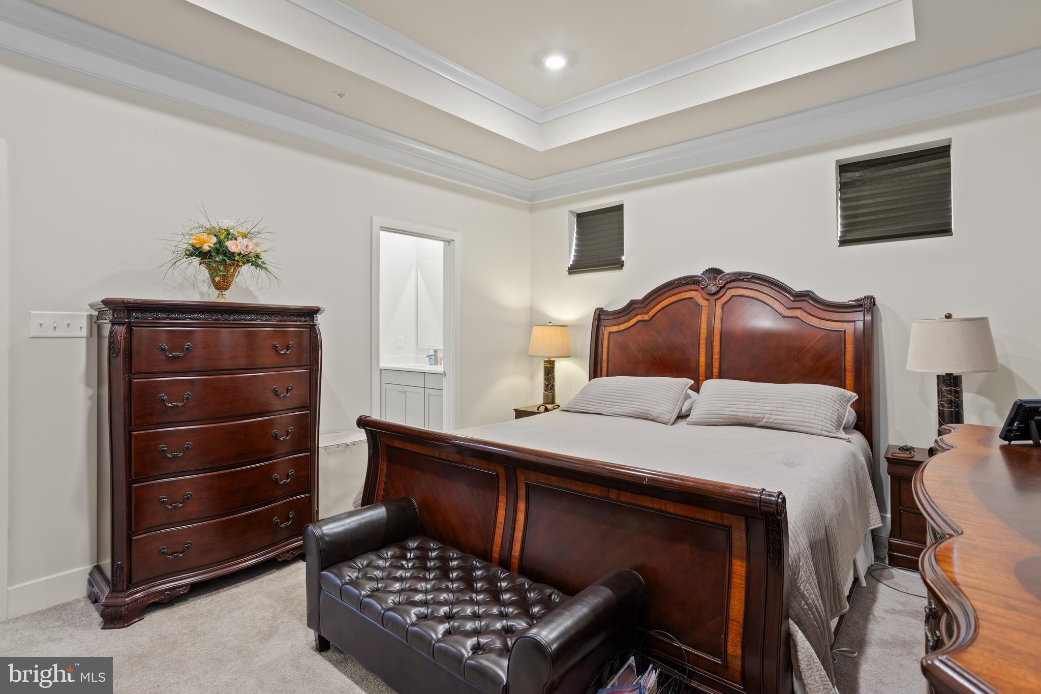 5332 KINGS CANYON CT