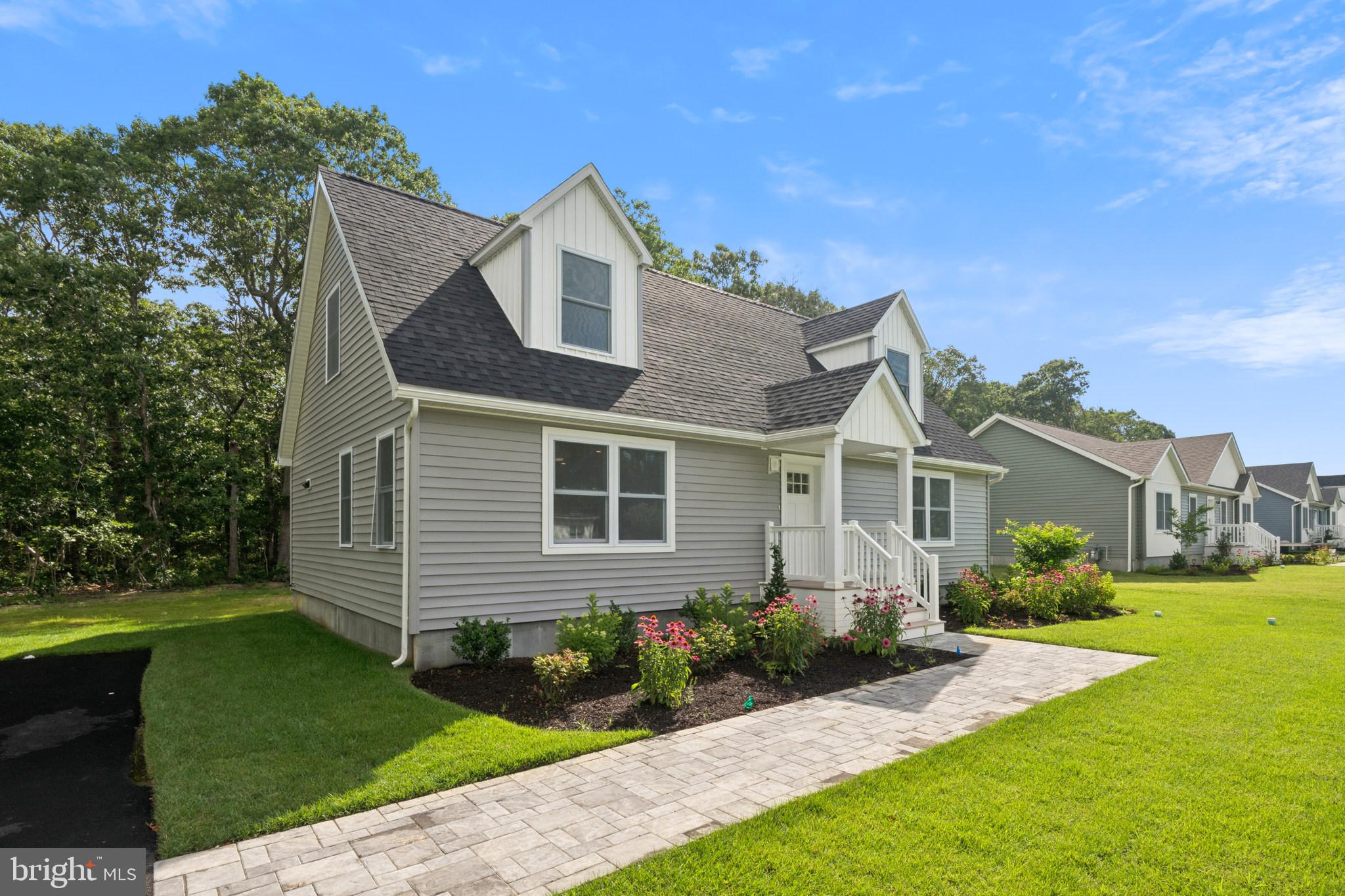 80 W RISING SUN DRIVE