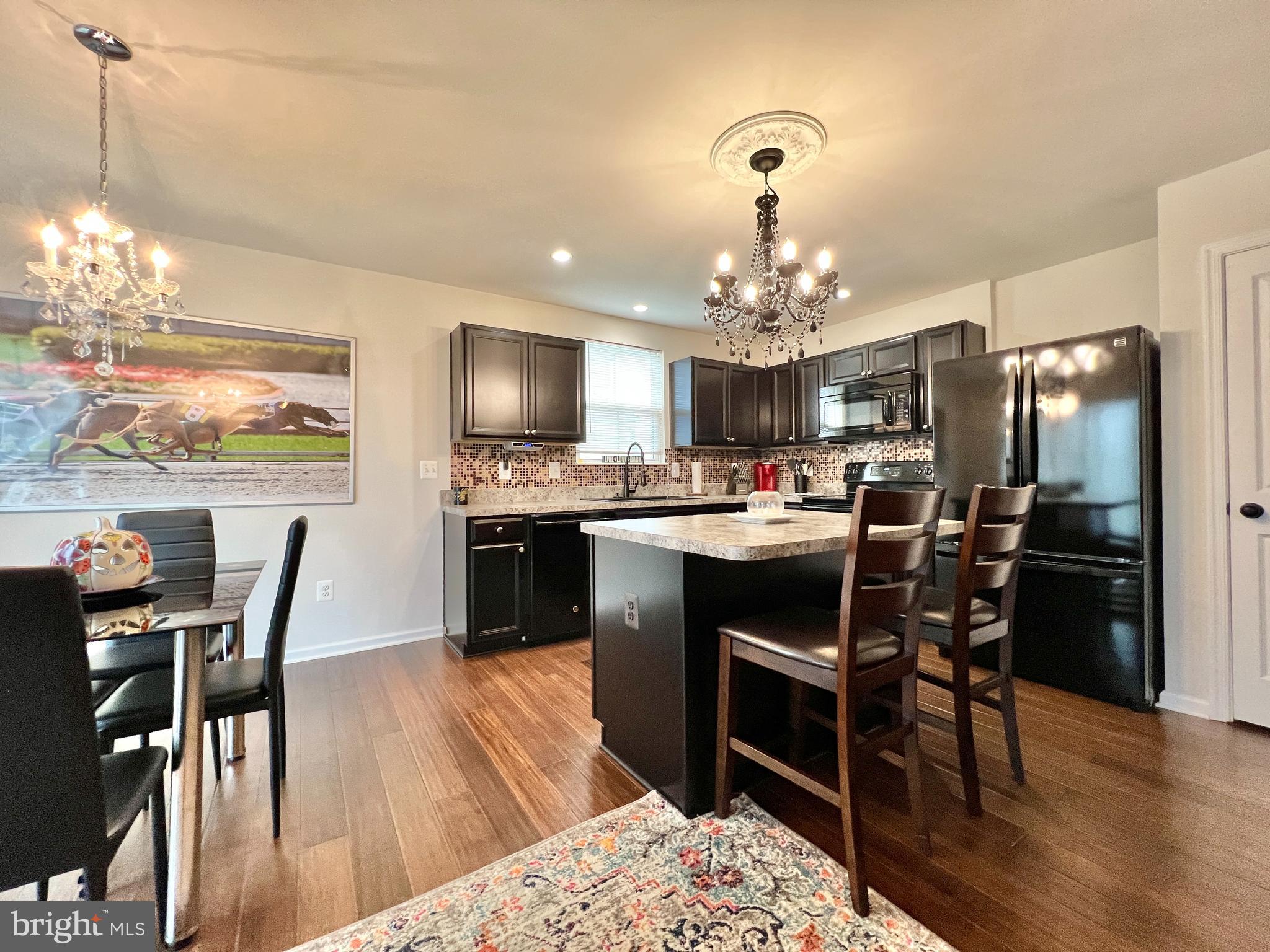 ARCADIA SPRINGS - Residential