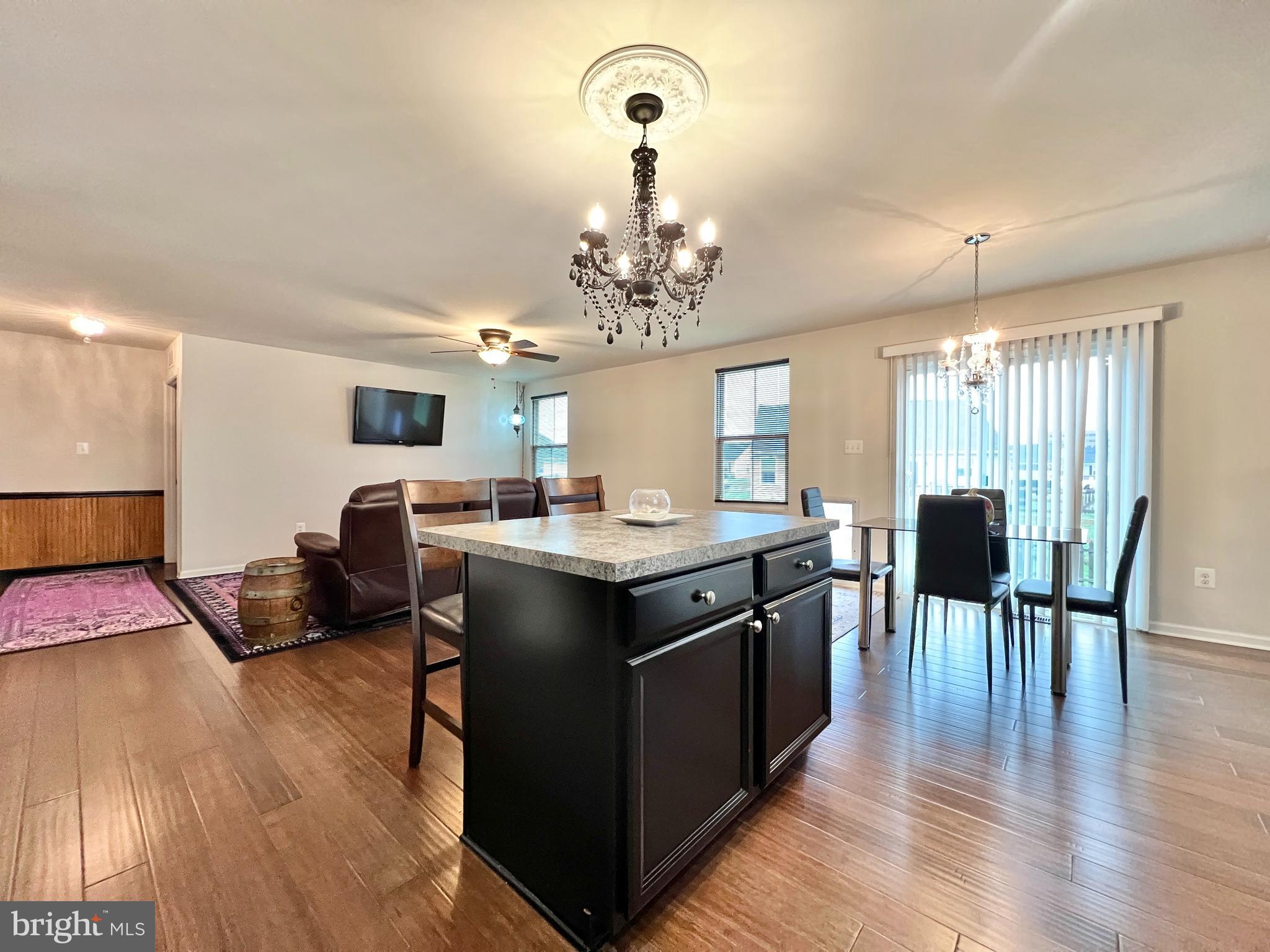 ARCADIA SPRINGS - Residential