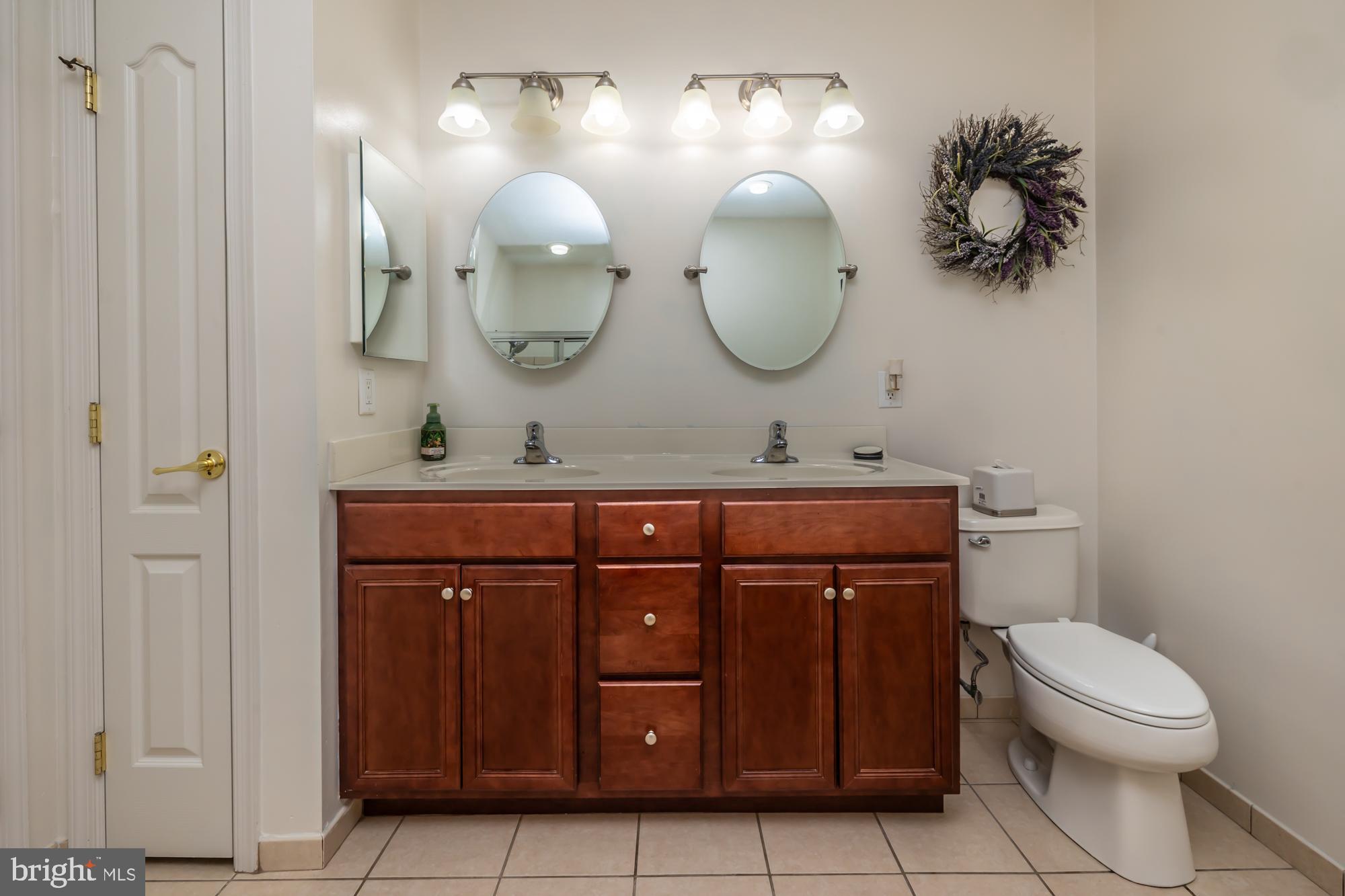 VILLAGES AT HILLVIEW - Residential