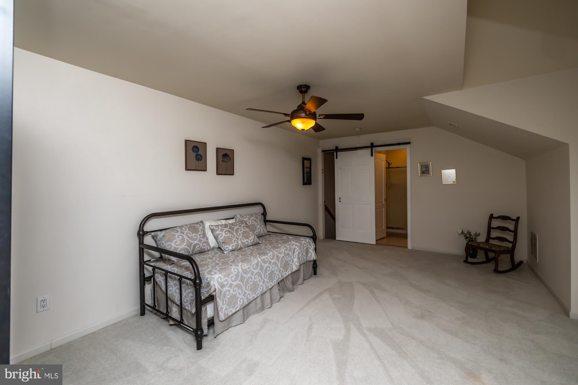 VILLAGES AT HILLVIEW - Residential