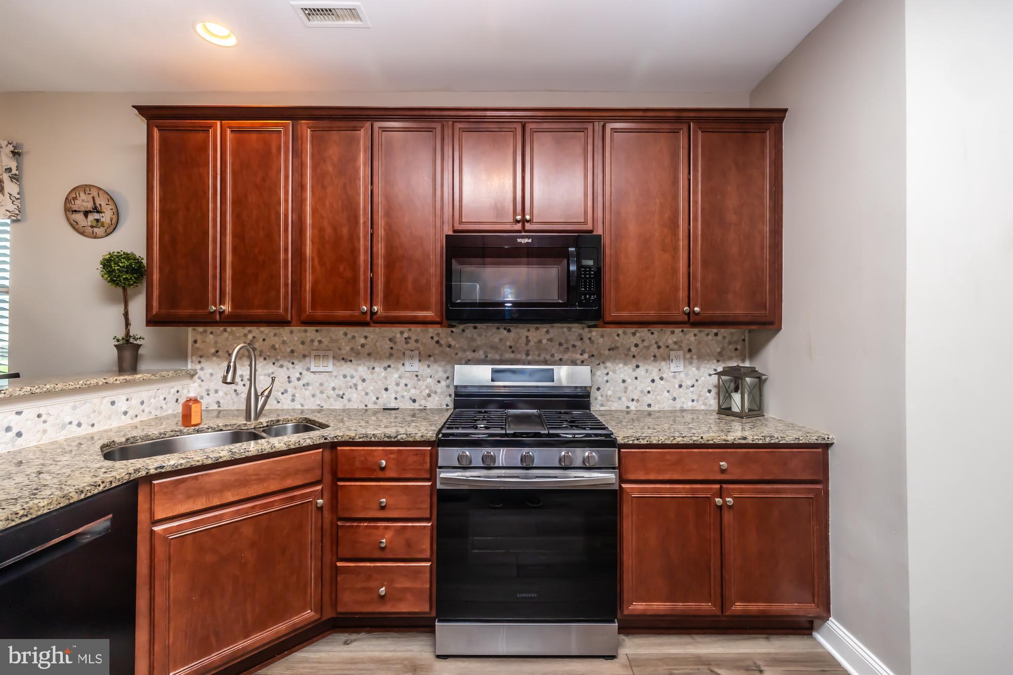 VILLAGES AT HILLVIEW - Residential