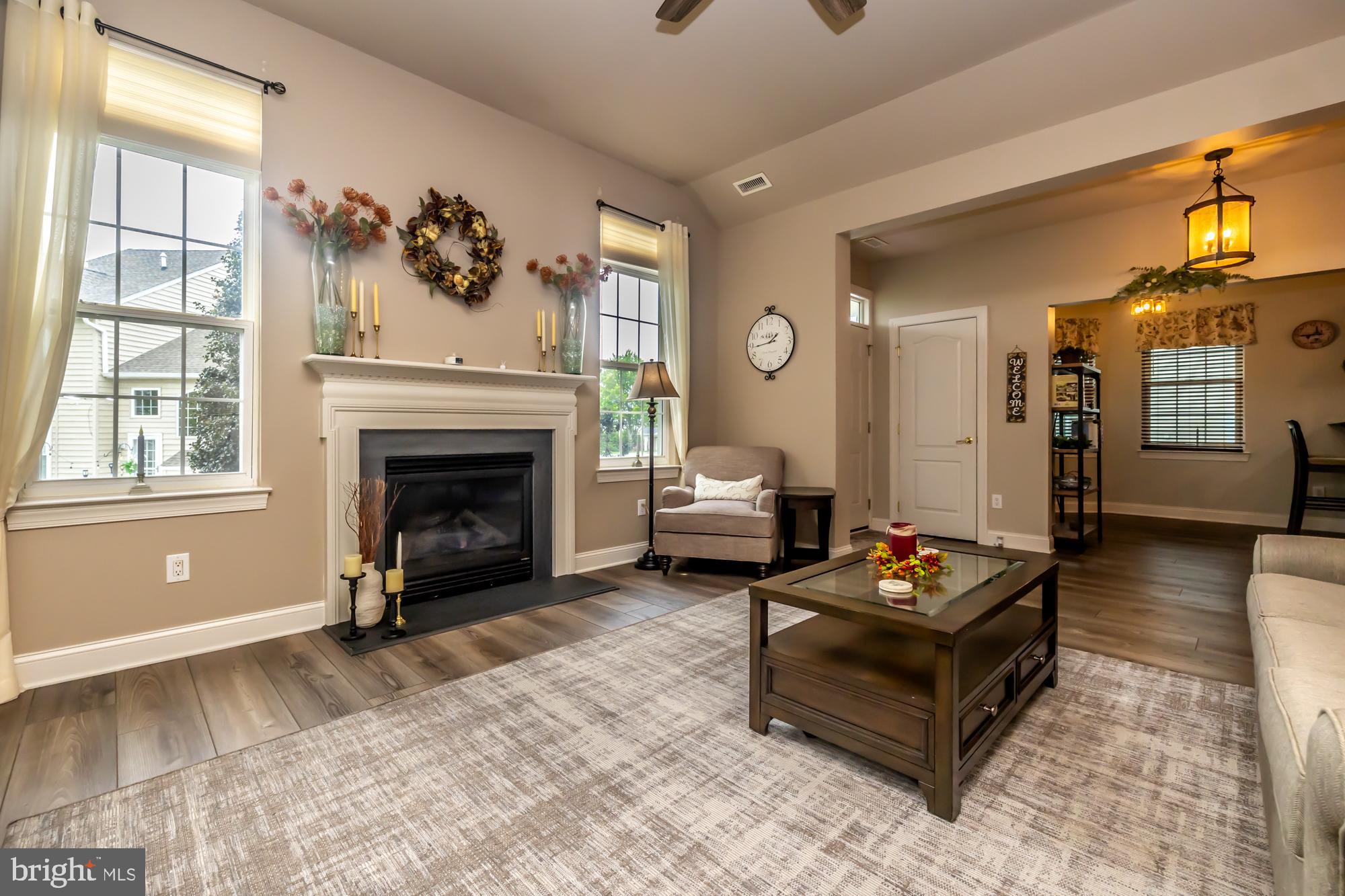 VILLAGES AT HILLVIEW - Residential