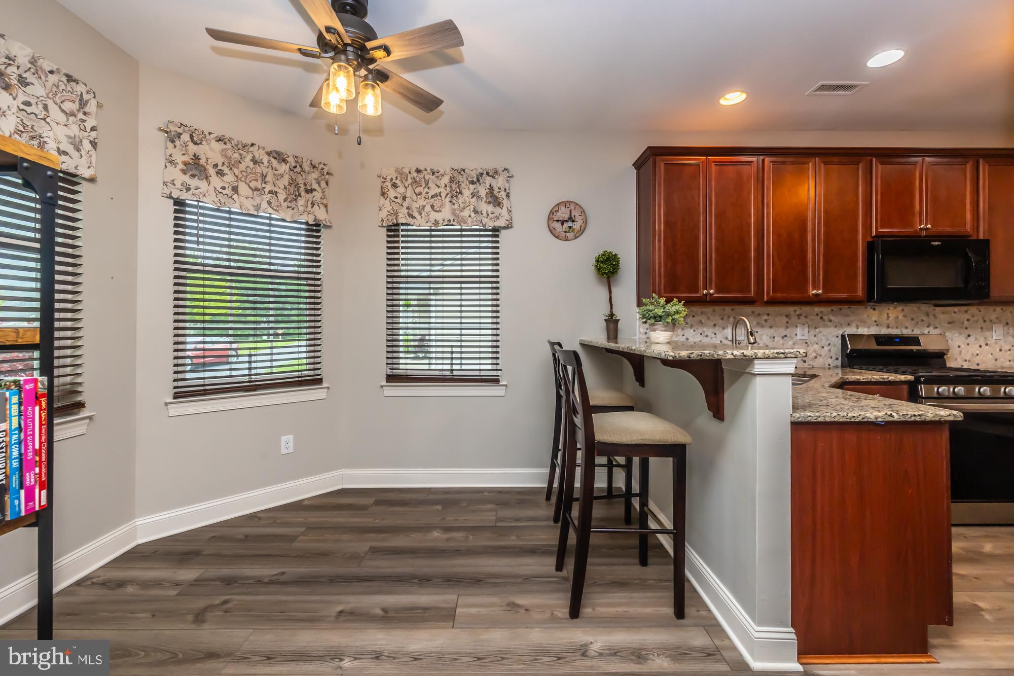 VILLAGES AT HILLVIEW - Residential