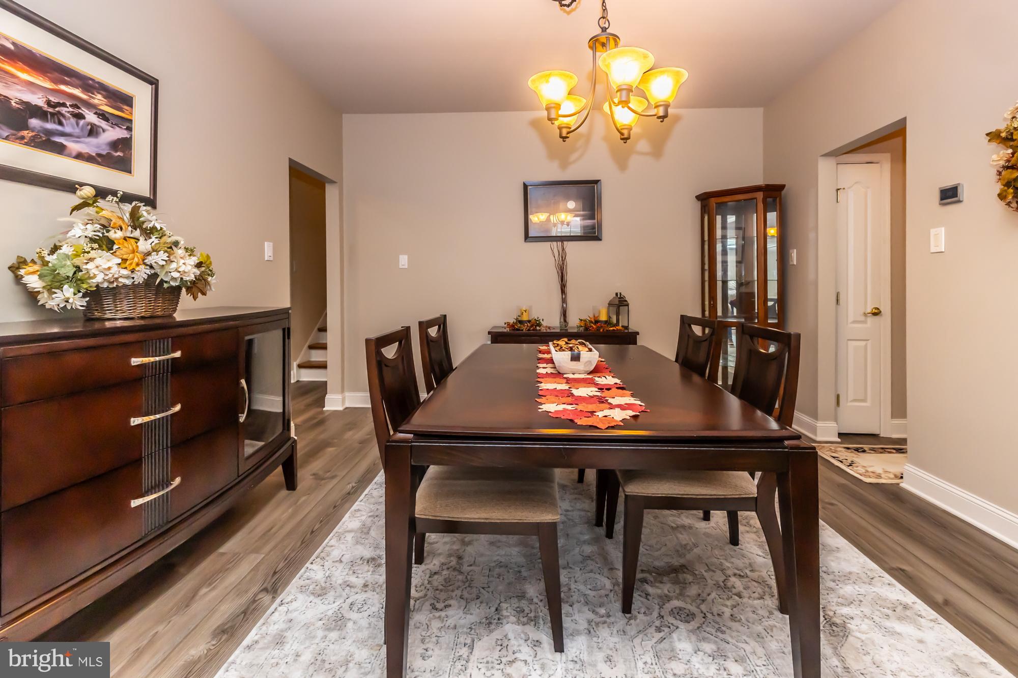 VILLAGES AT HILLVIEW - Residential