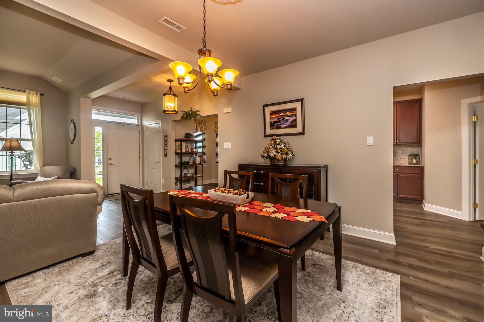 VILLAGES AT HILLVIEW - Residential