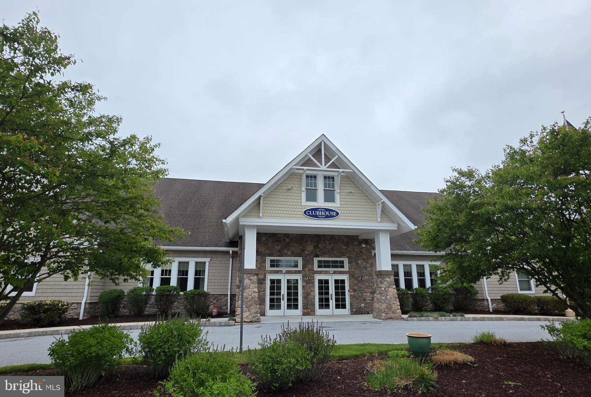 VILLAGES AT HILLVIEW - Residential