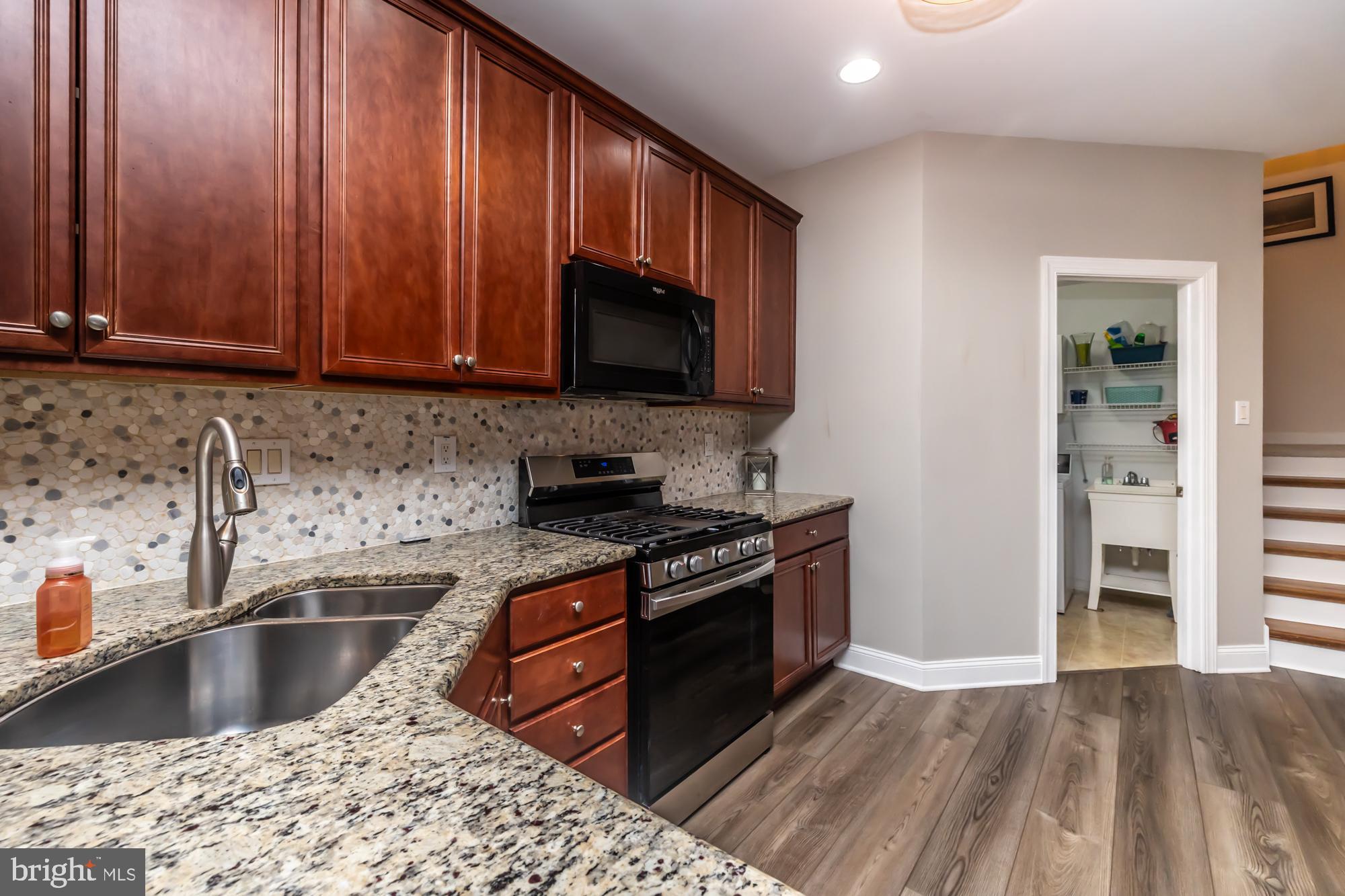 VILLAGES AT HILLVIEW - Residential