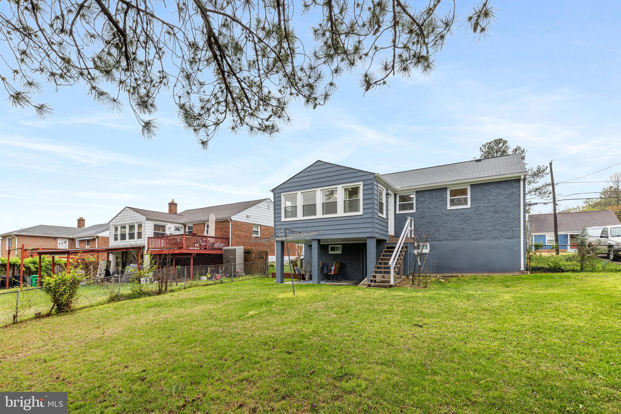 RIGGS TERRACE - Residential