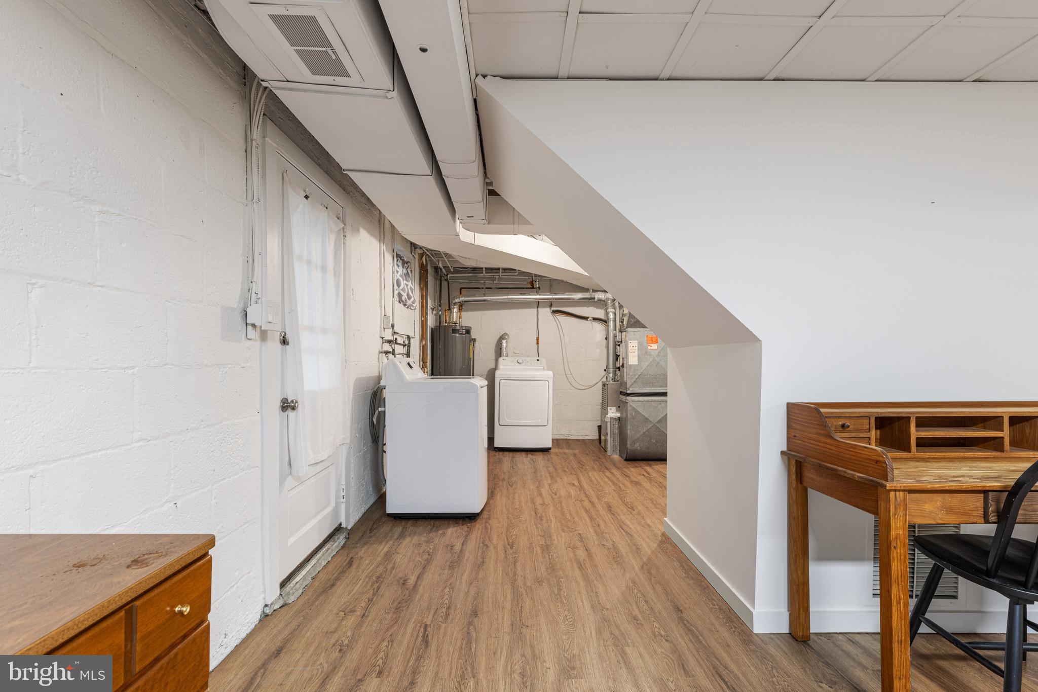 RIGGS TERRACE - Residential