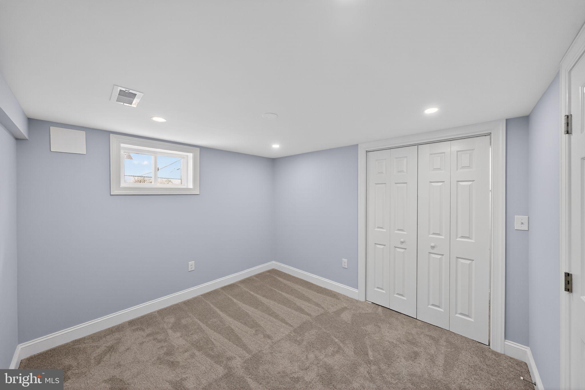 RIDGE VIEW - Residential