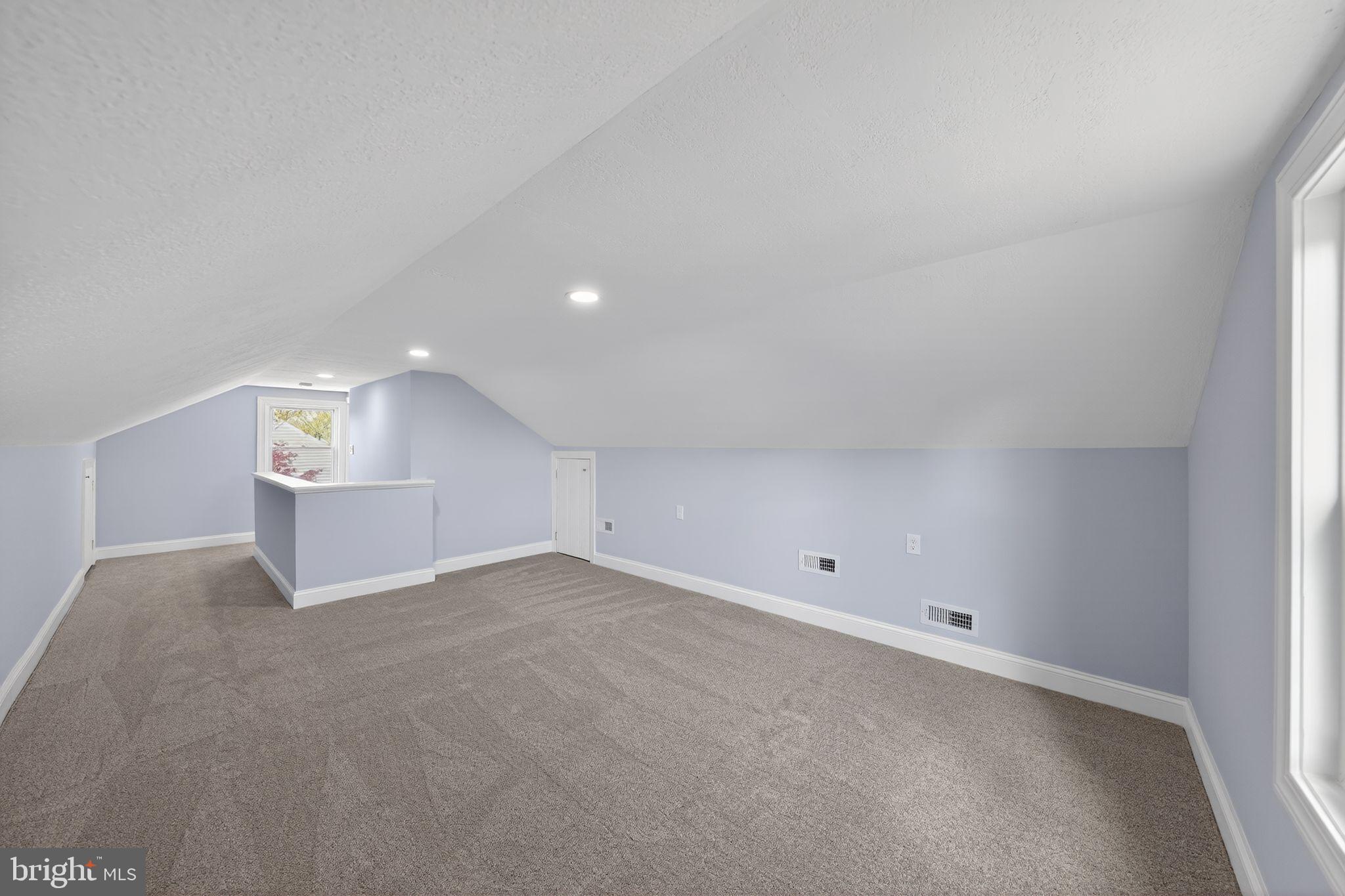 RIDGE VIEW - Residential
