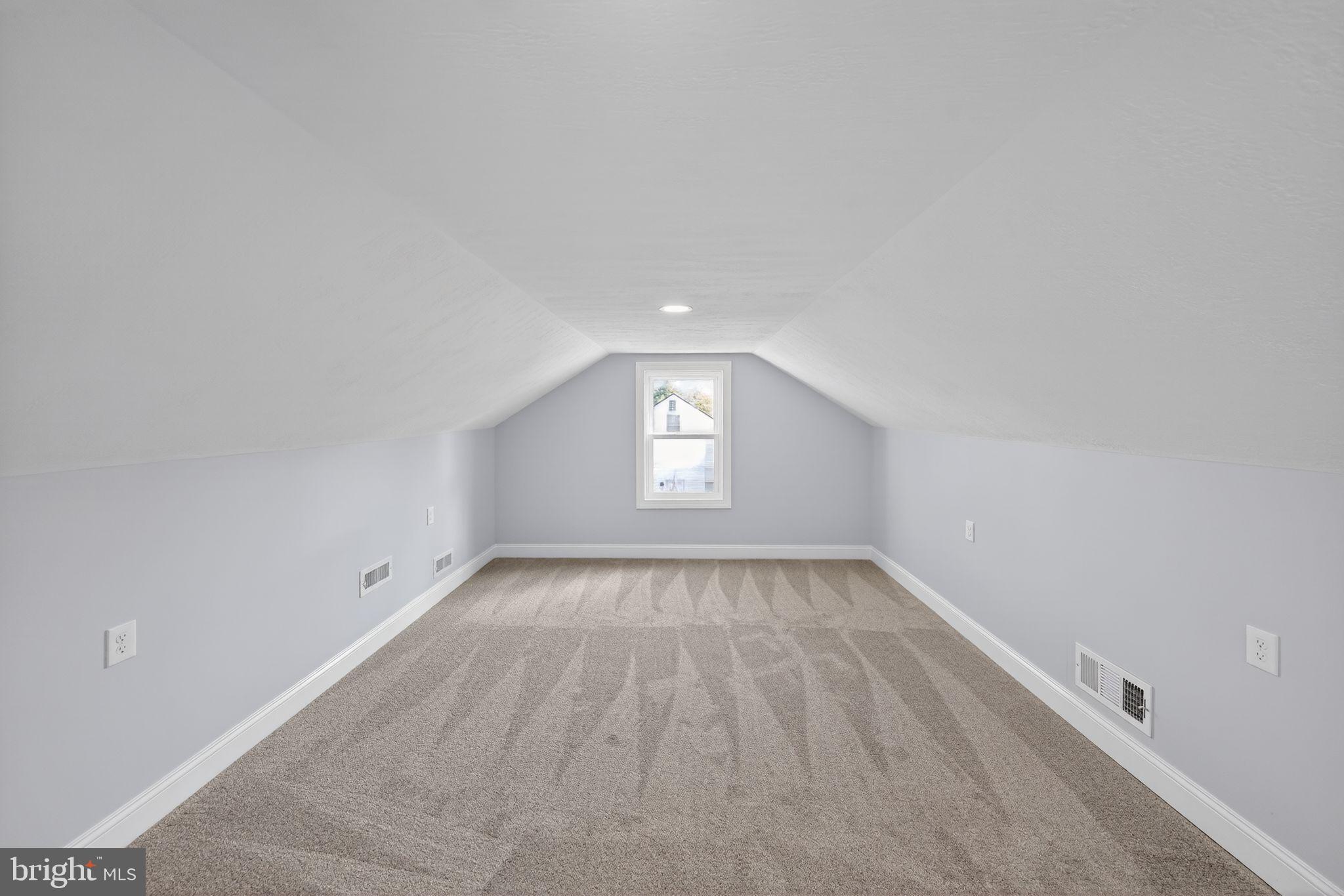 RIDGE VIEW - Residential