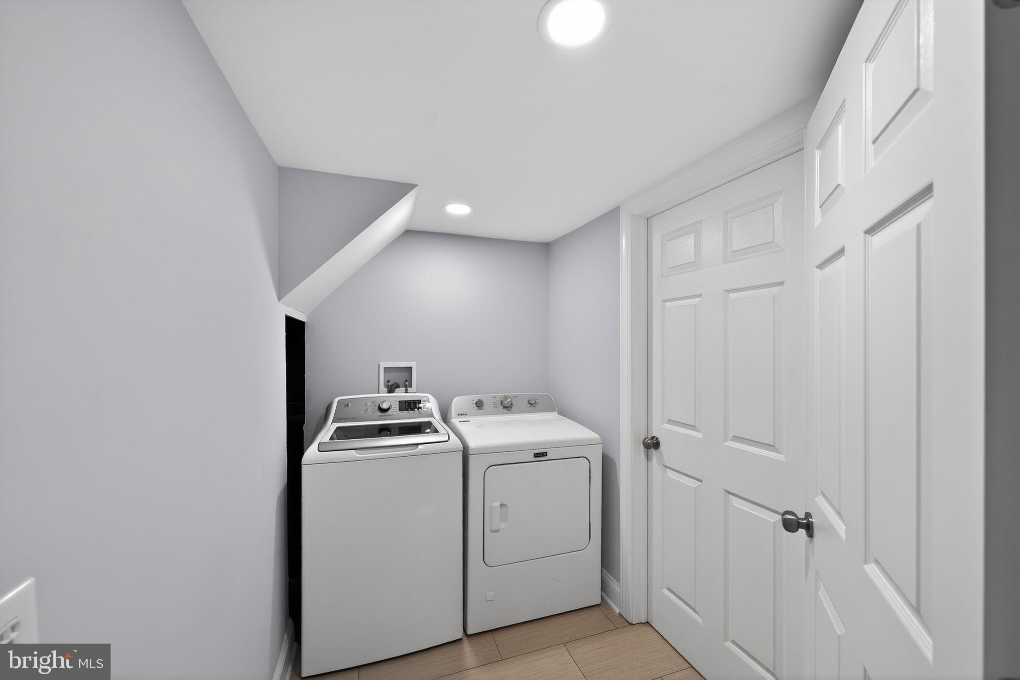 RIDGE VIEW - Residential