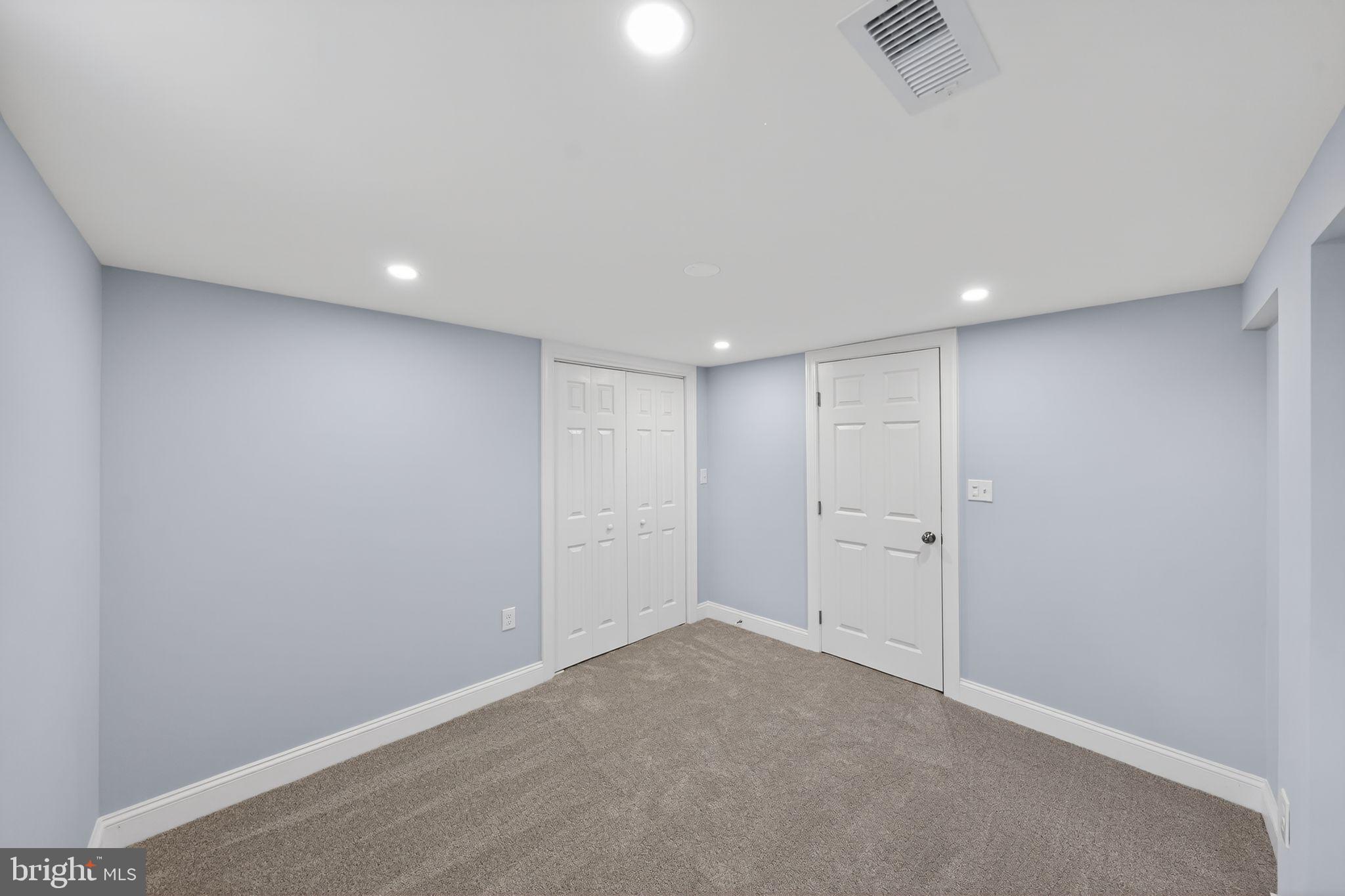 RIDGE VIEW - Residential