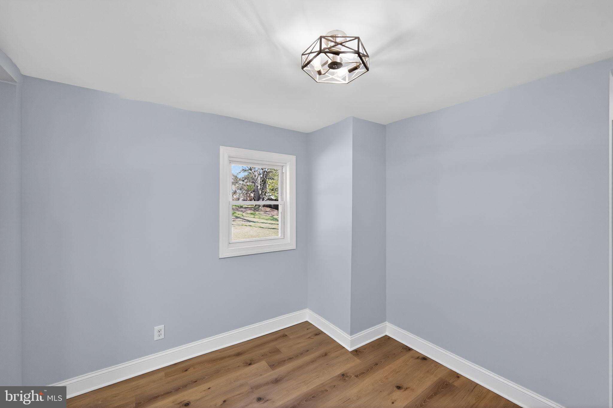 8 HANFORD DRIVE
