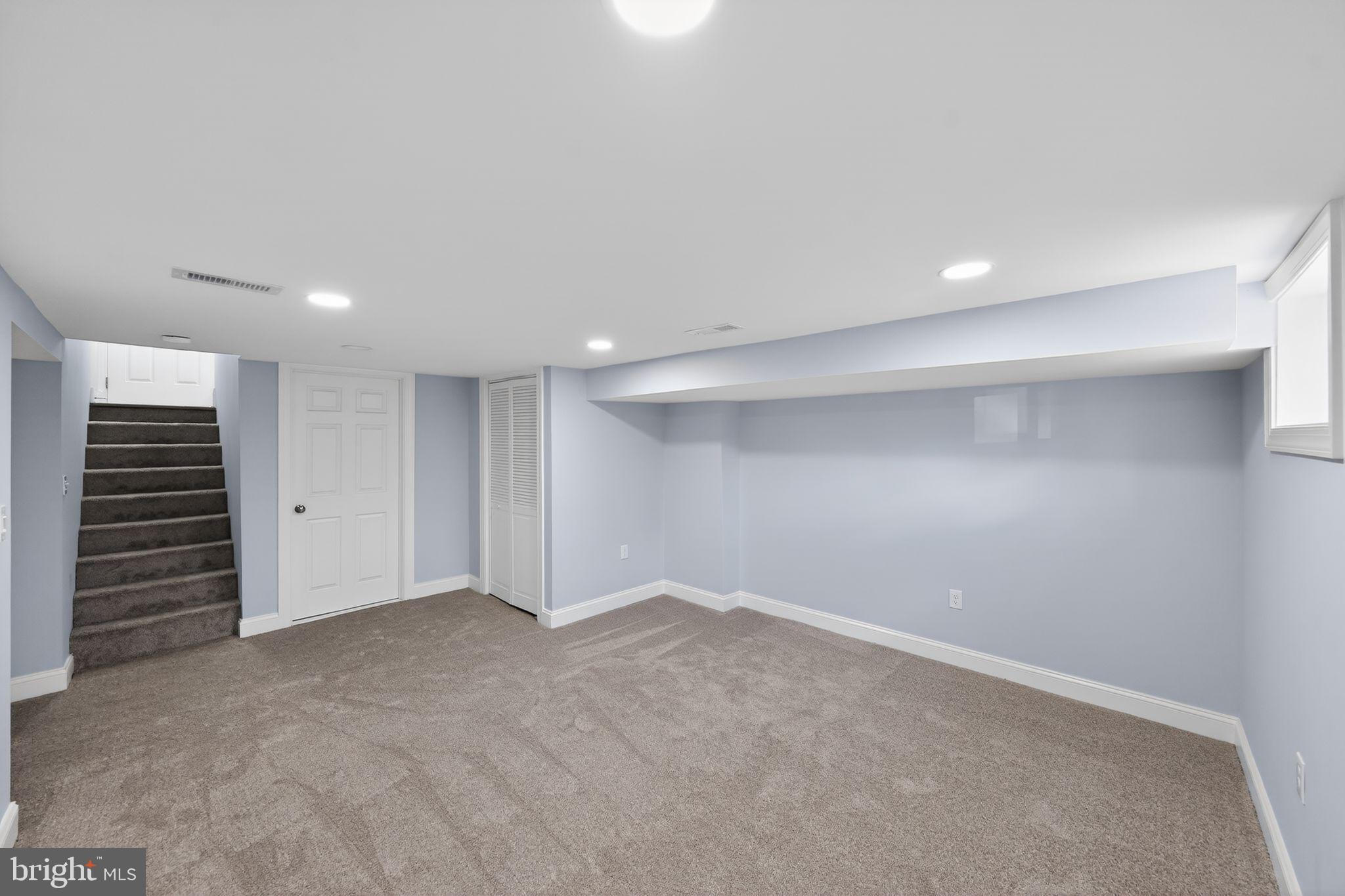 RIDGE VIEW - Residential