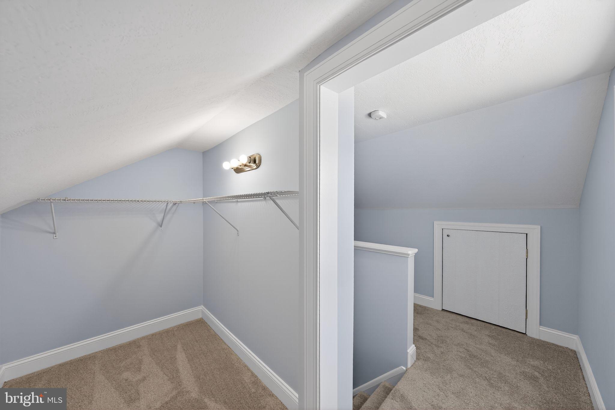 RIDGE VIEW - Residential