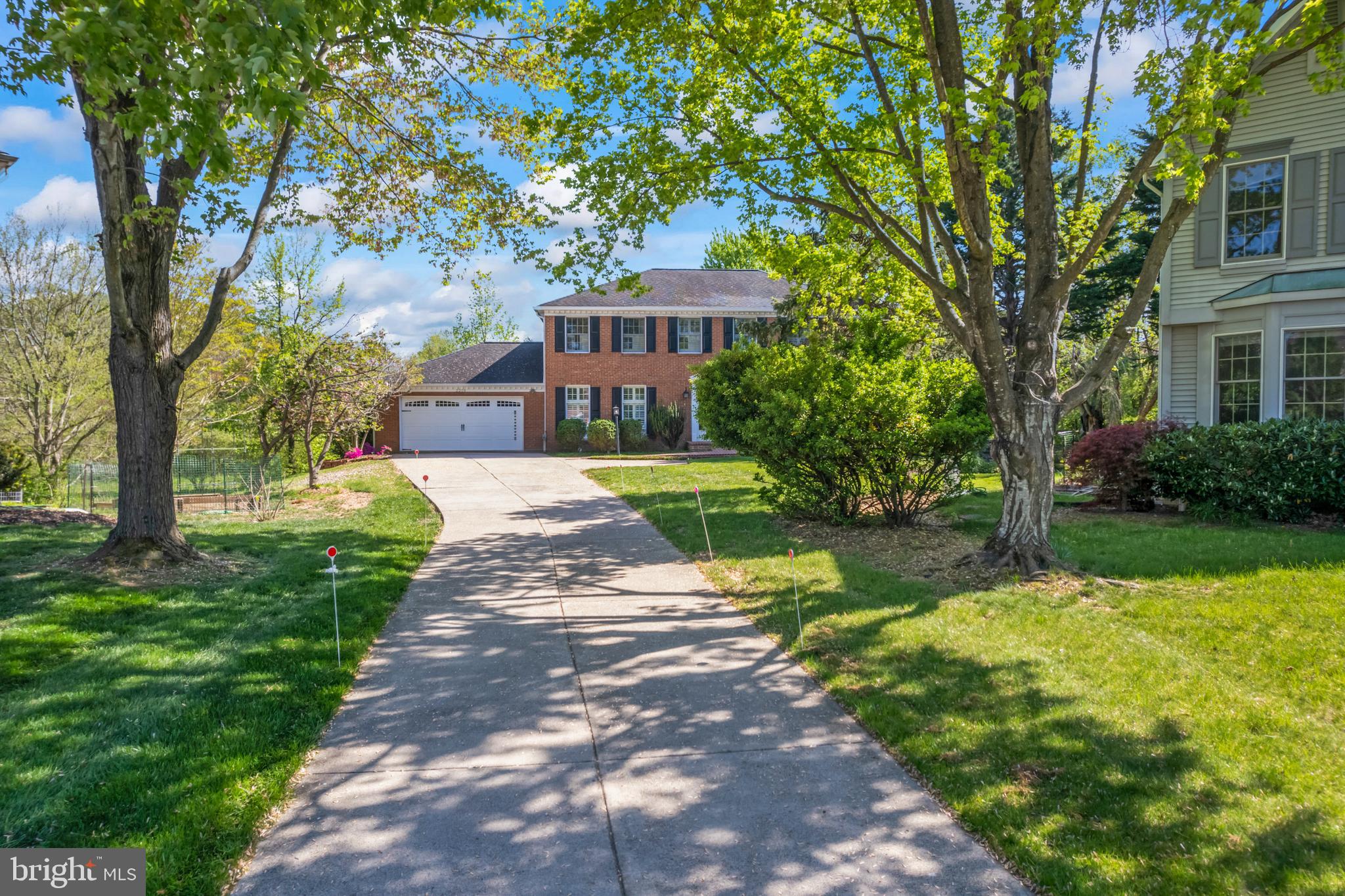 2206 MILBURN LANE