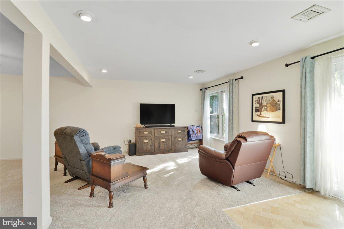 SUMMERFIELD AT ELVERSON - Residential