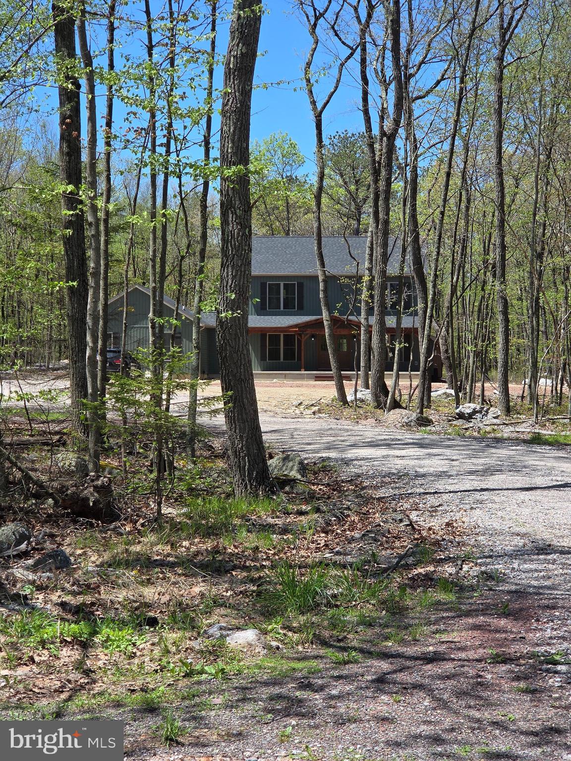 1586 SPRING MOUNTAIN ROAD