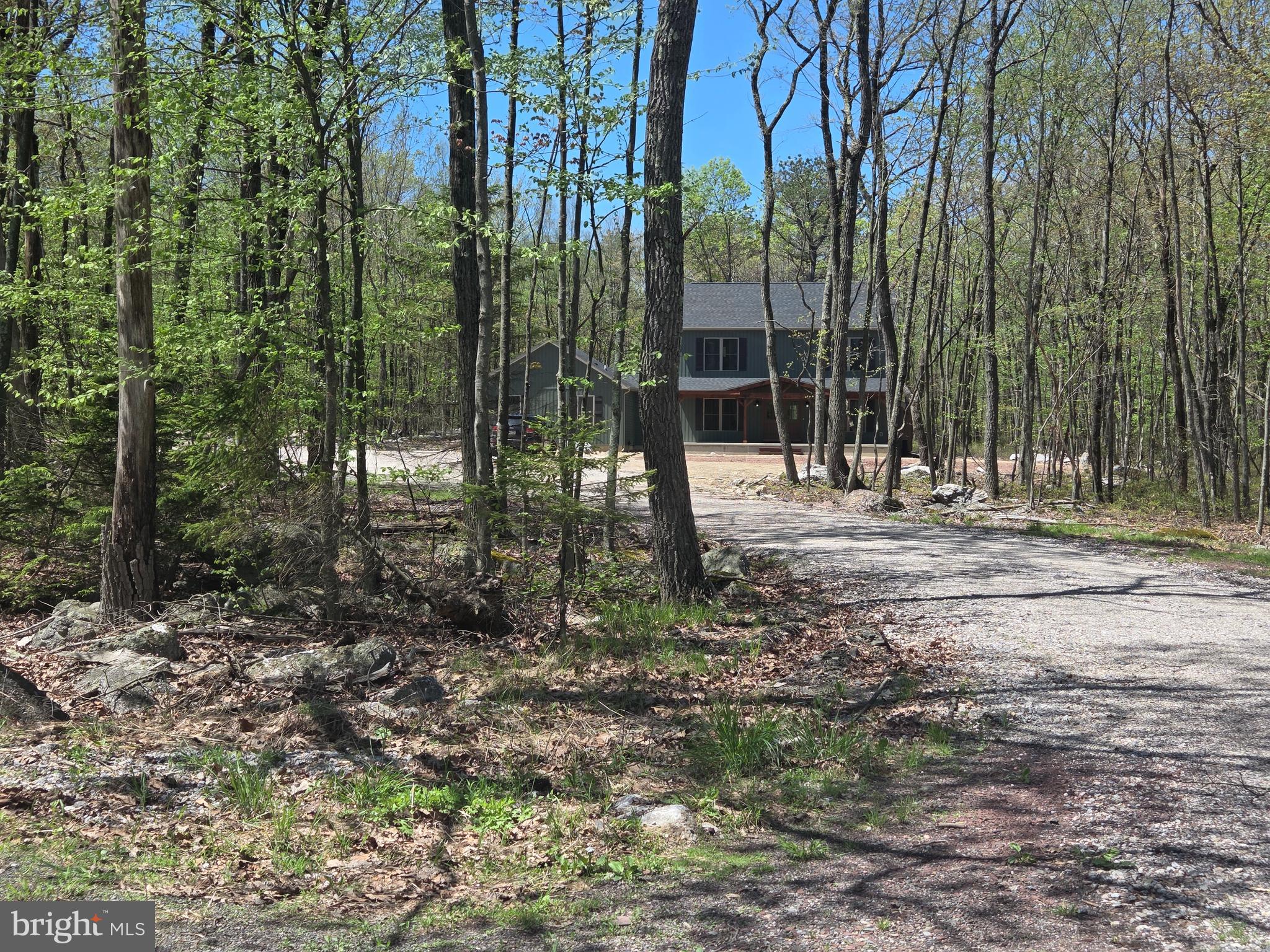 1586 SPRING MOUNTAIN ROAD