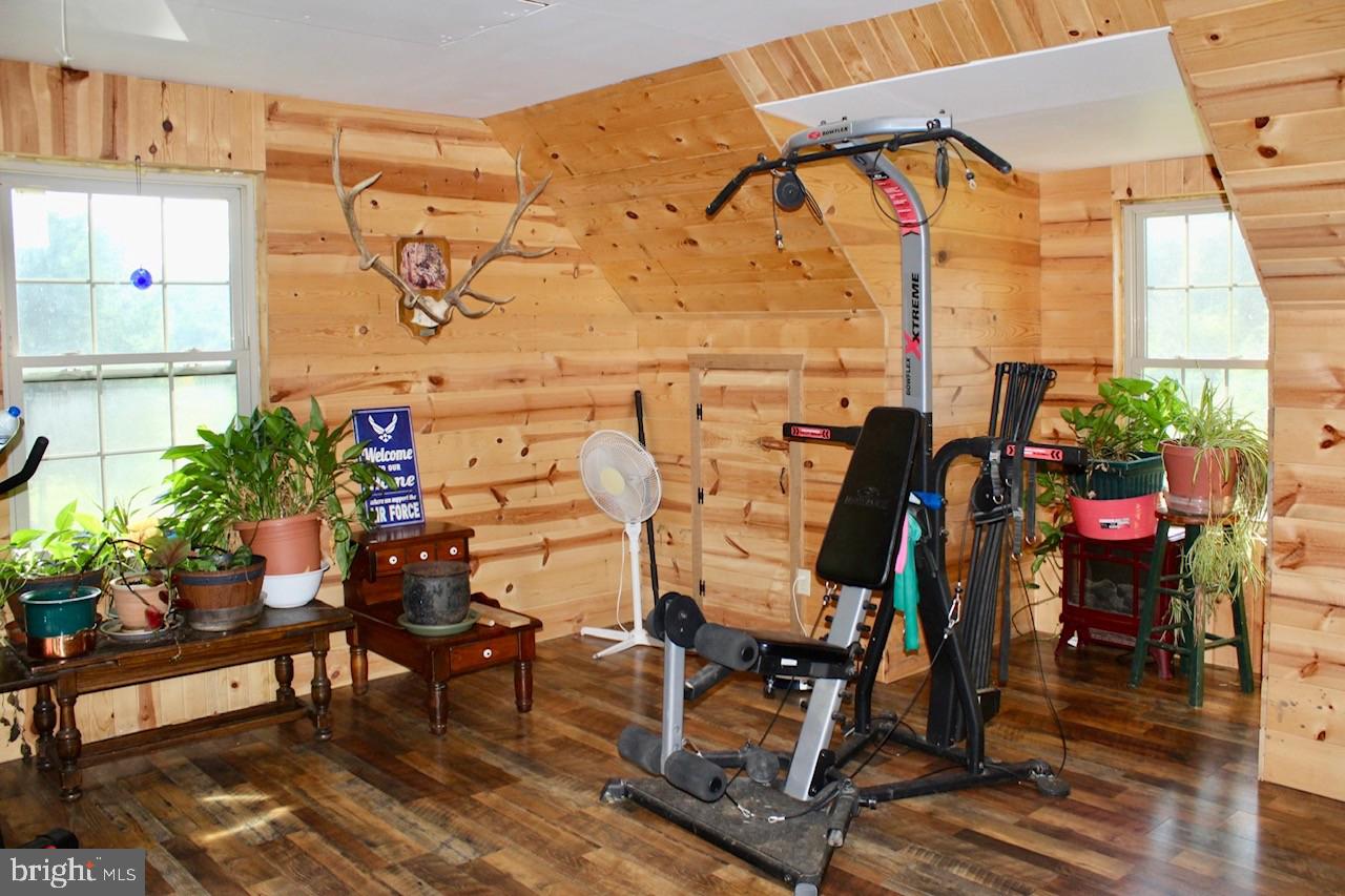 BLACKTHORN MOUNTAIN ESTATES - Residential