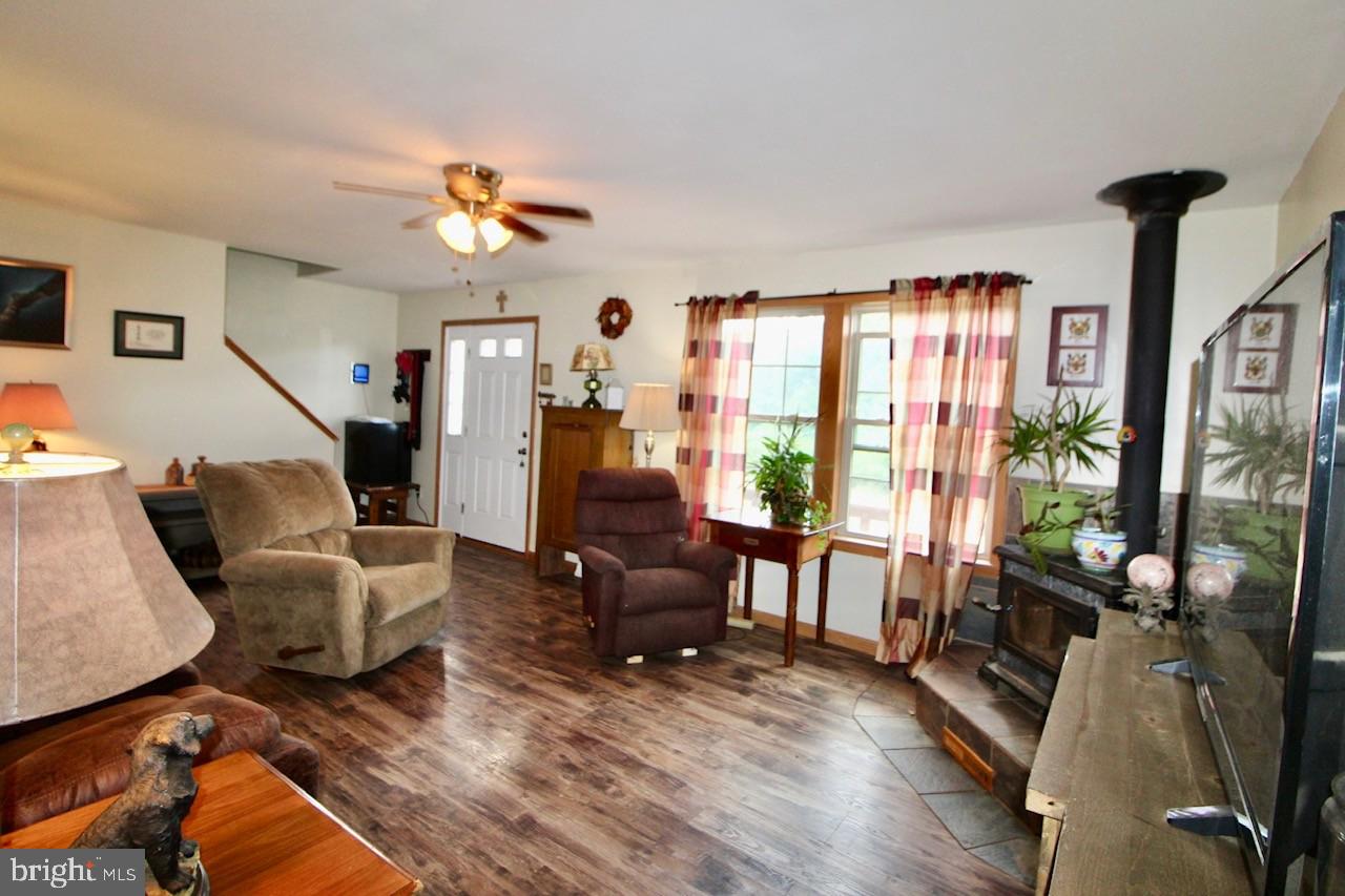 BLACKTHORN MOUNTAIN ESTATES - Residential