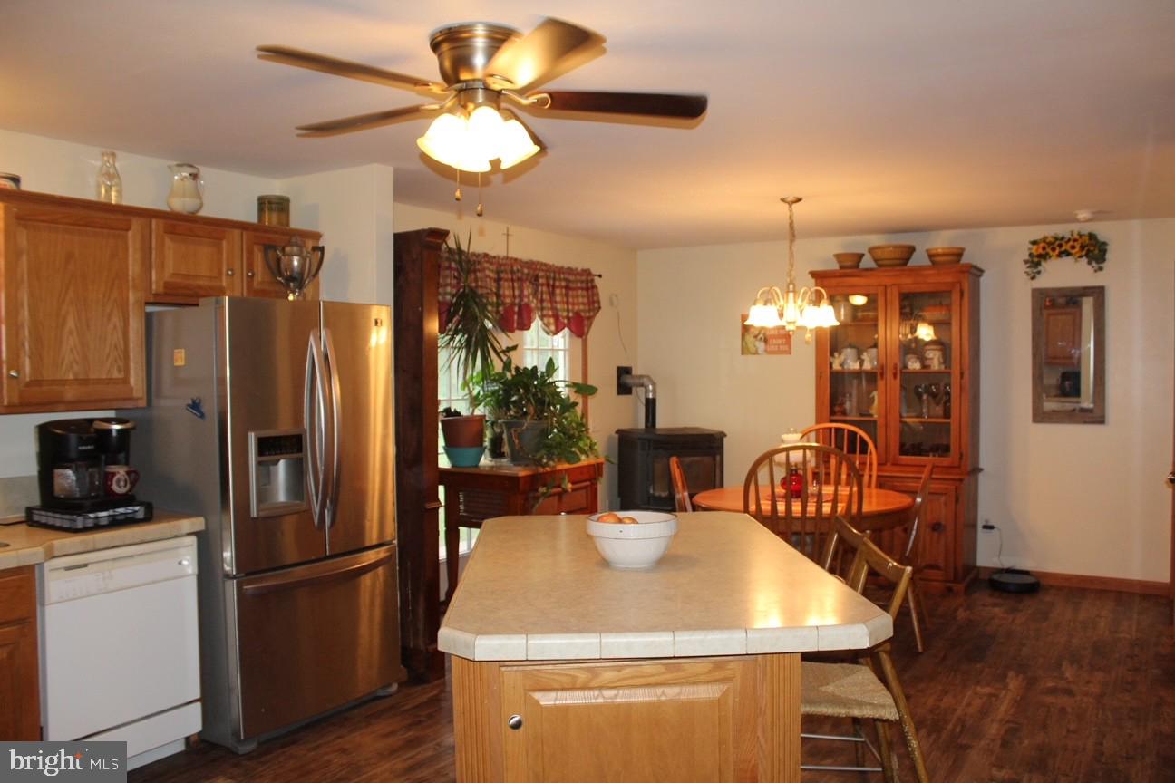 BLACKTHORN MOUNTAIN ESTATES - Residential