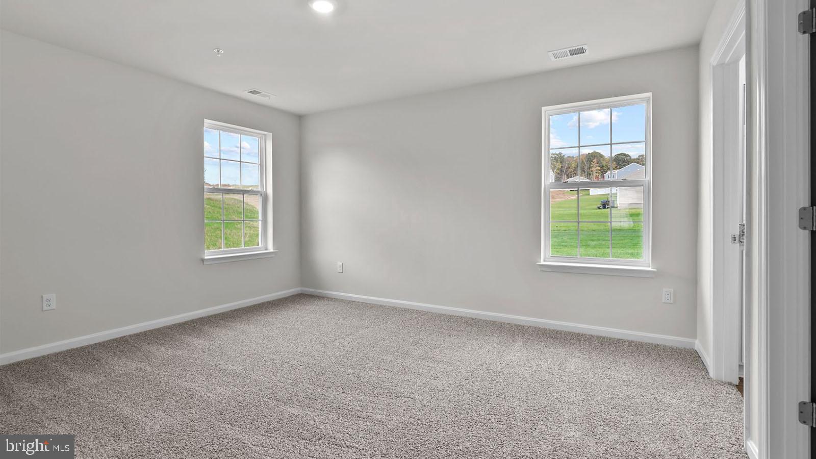 RED HILL - Residential