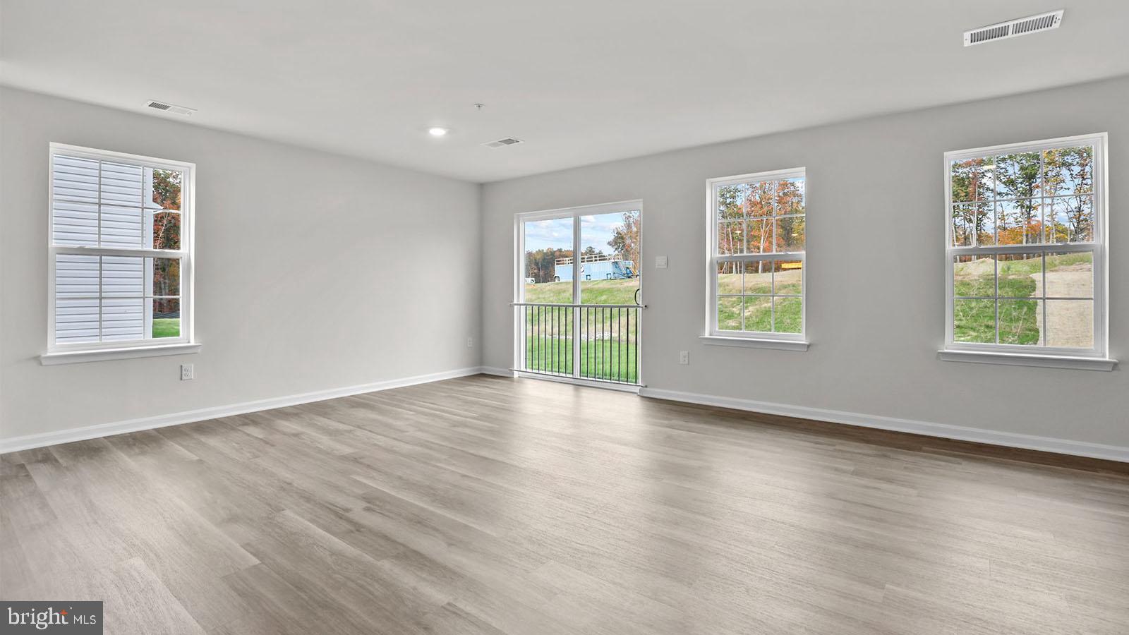 RED HILL - Residential