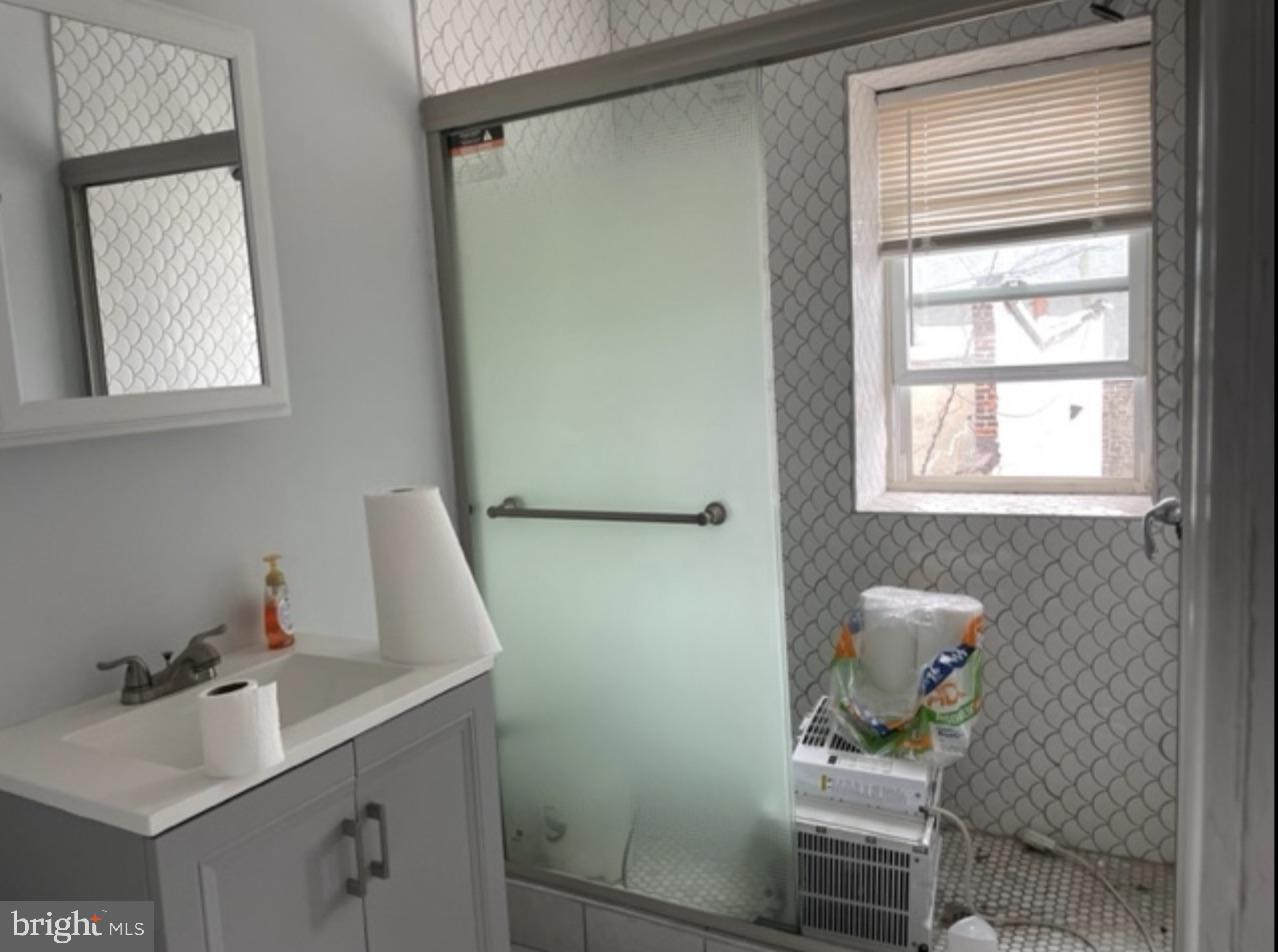 TEMPLE UNIVERSITY - Residential Income