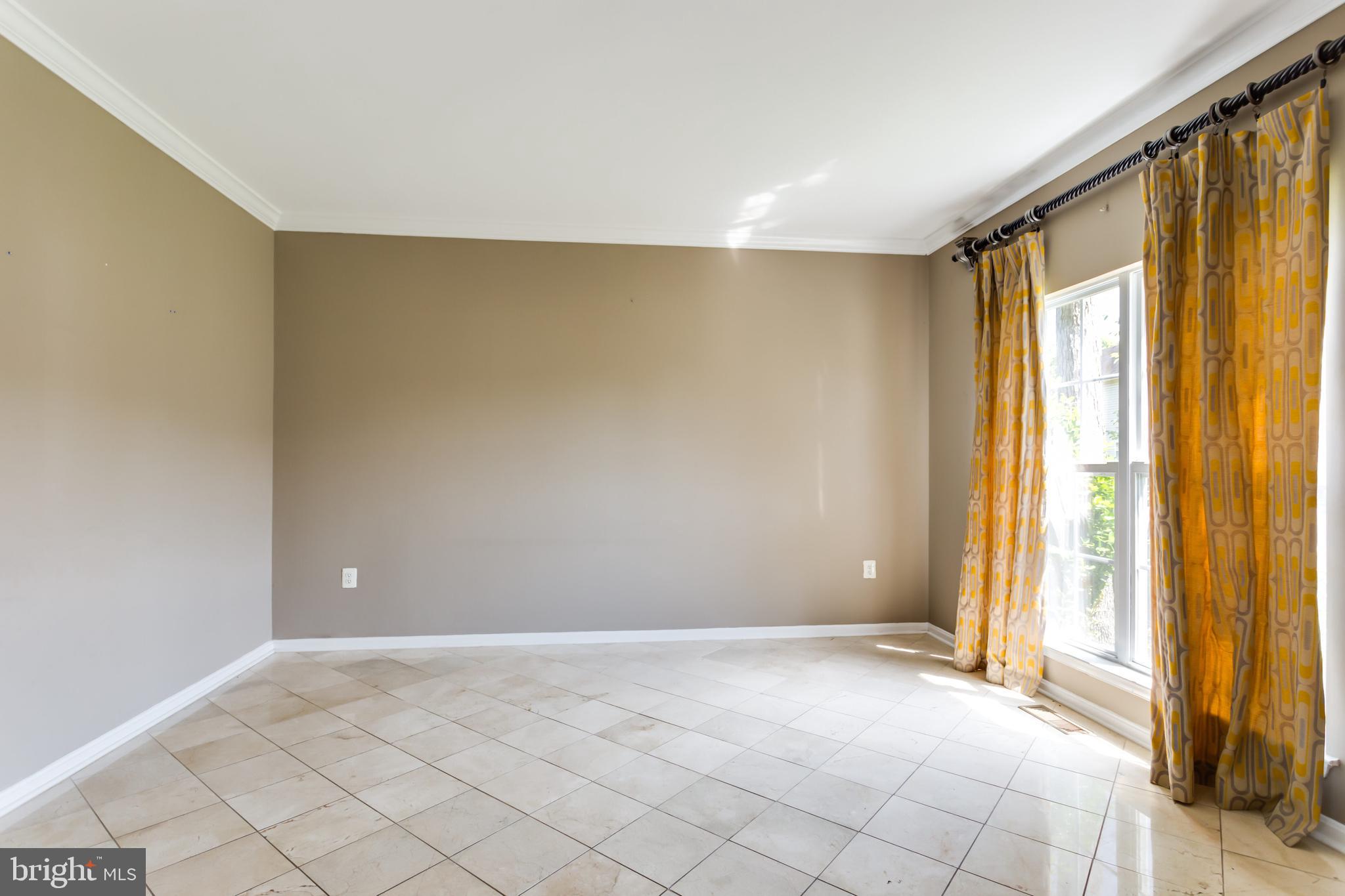 KINGSVIEW - Residential Lease