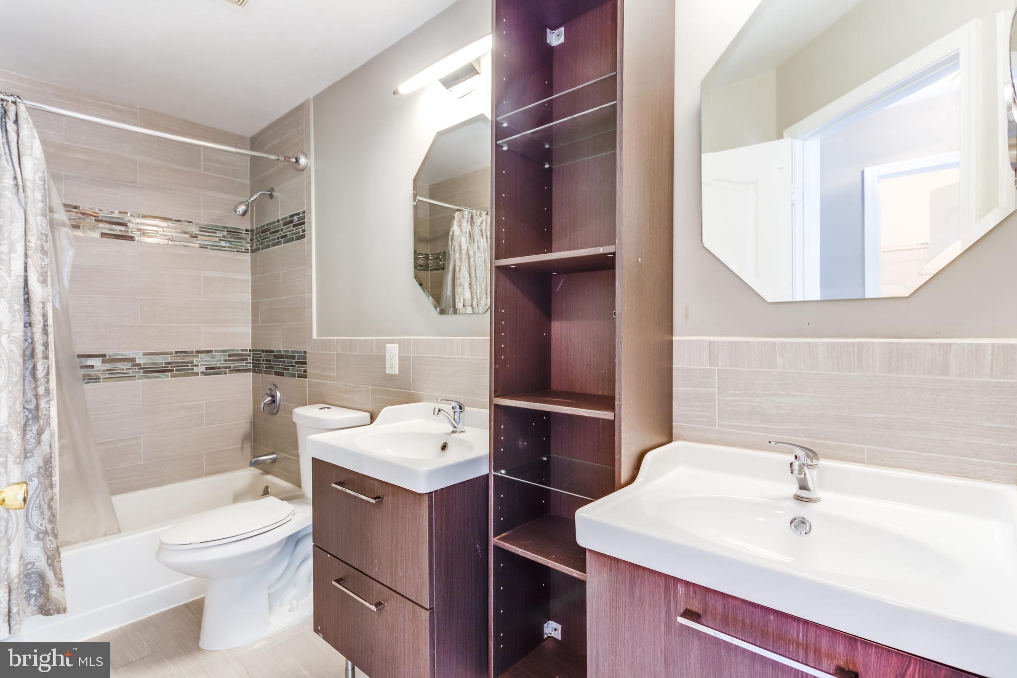 KINGSVIEW - Residential Lease