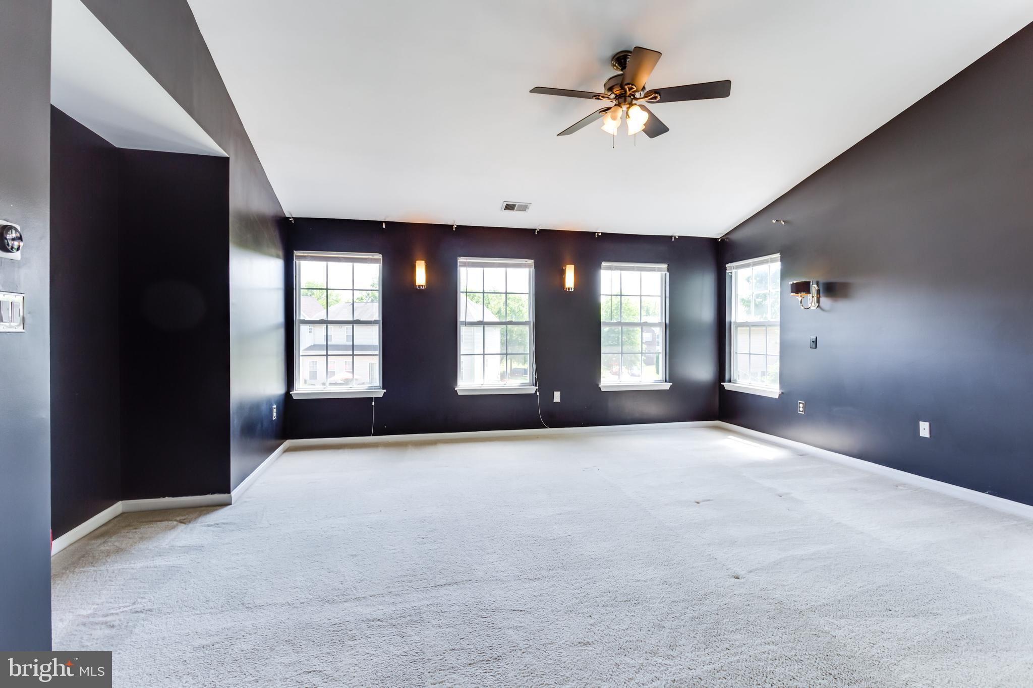 KINGSVIEW - Residential Lease