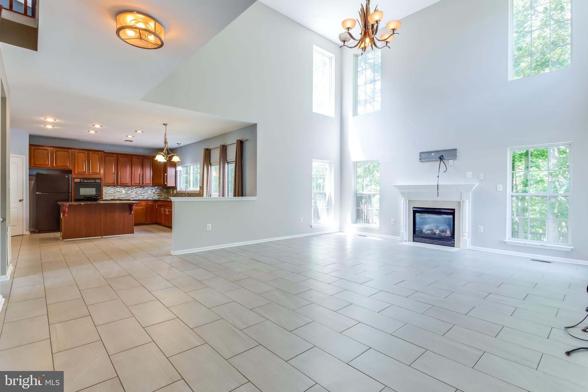 KINGSVIEW - Residential Lease