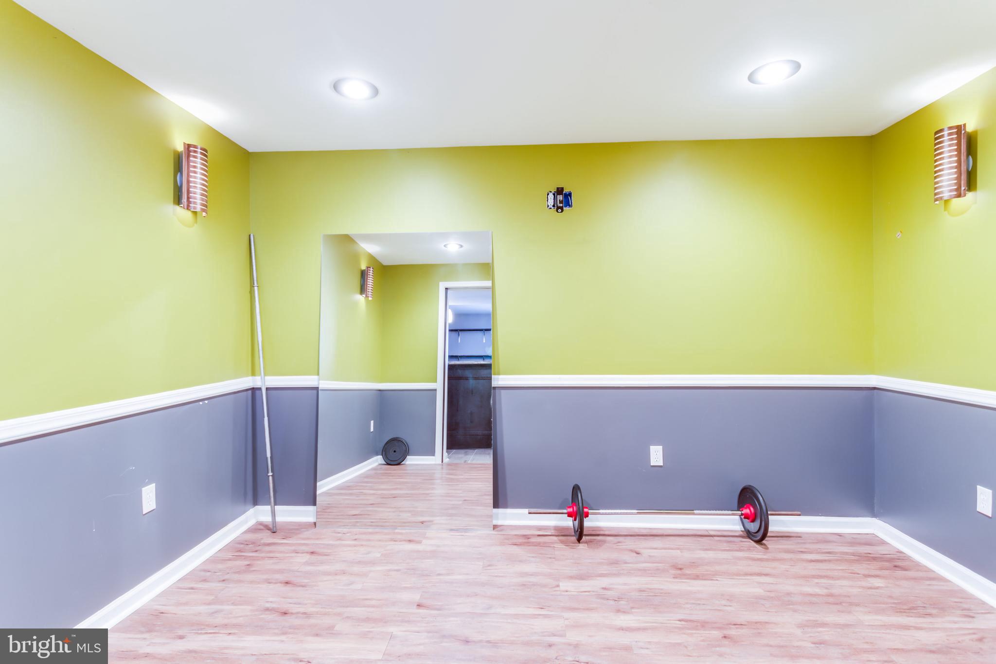 KINGSVIEW - Residential Lease