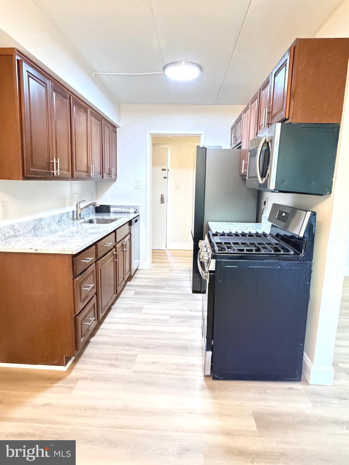 2316 FREETOWN COURT 1B