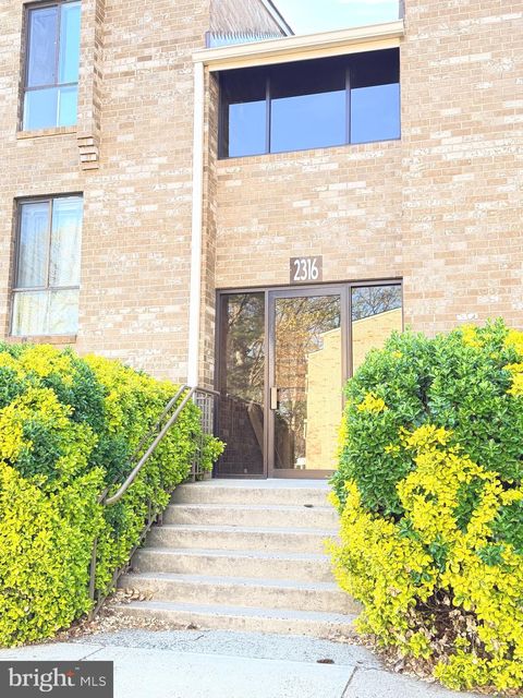 Photo of 2316 Freetown Court #1B, RESTON, VA 20191 (MLS # VAFX2302796)