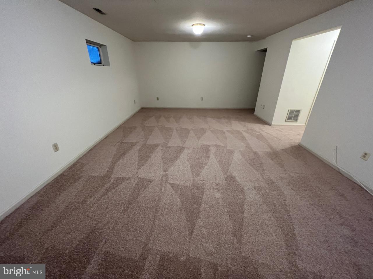 HALLOWELL - Residential Lease