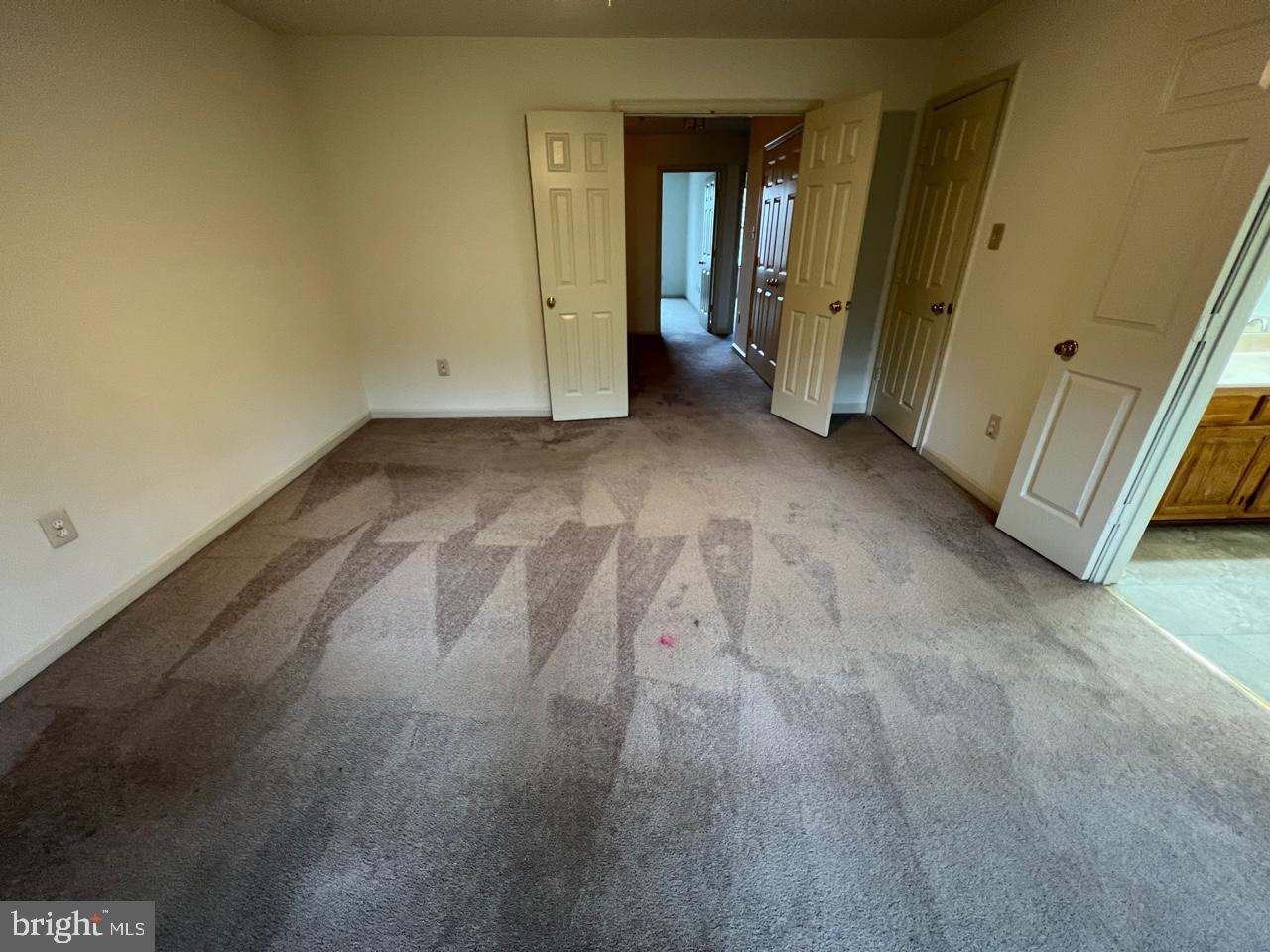 HALLOWELL - Residential Lease