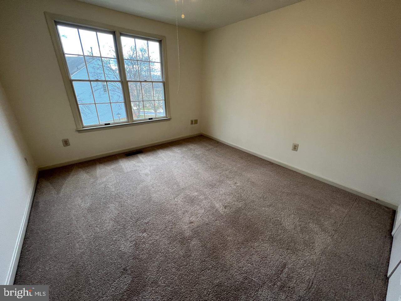 HALLOWELL - Residential Lease