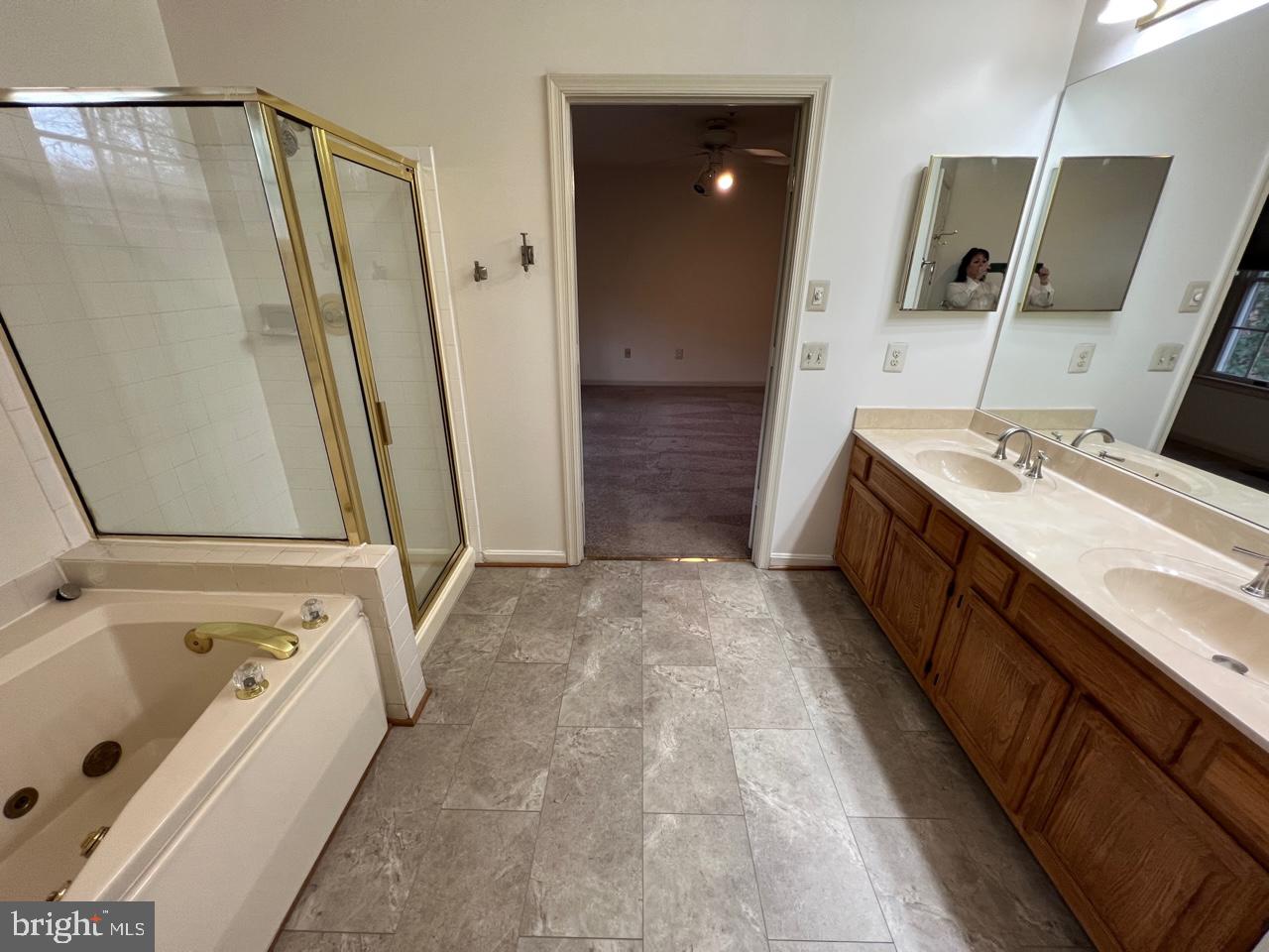 HALLOWELL - Residential Lease