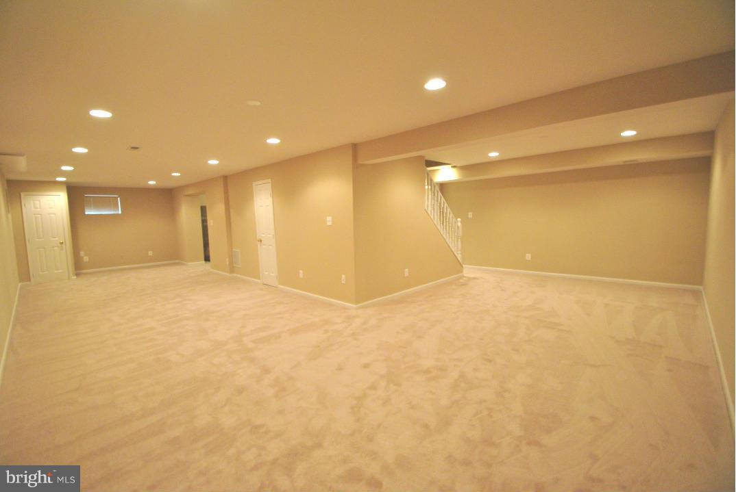 FRANKLIN FARM - Residential