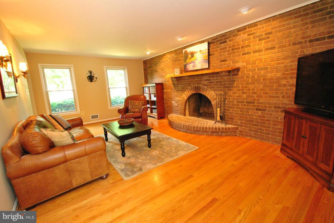 FRANKLIN FARM - Residential