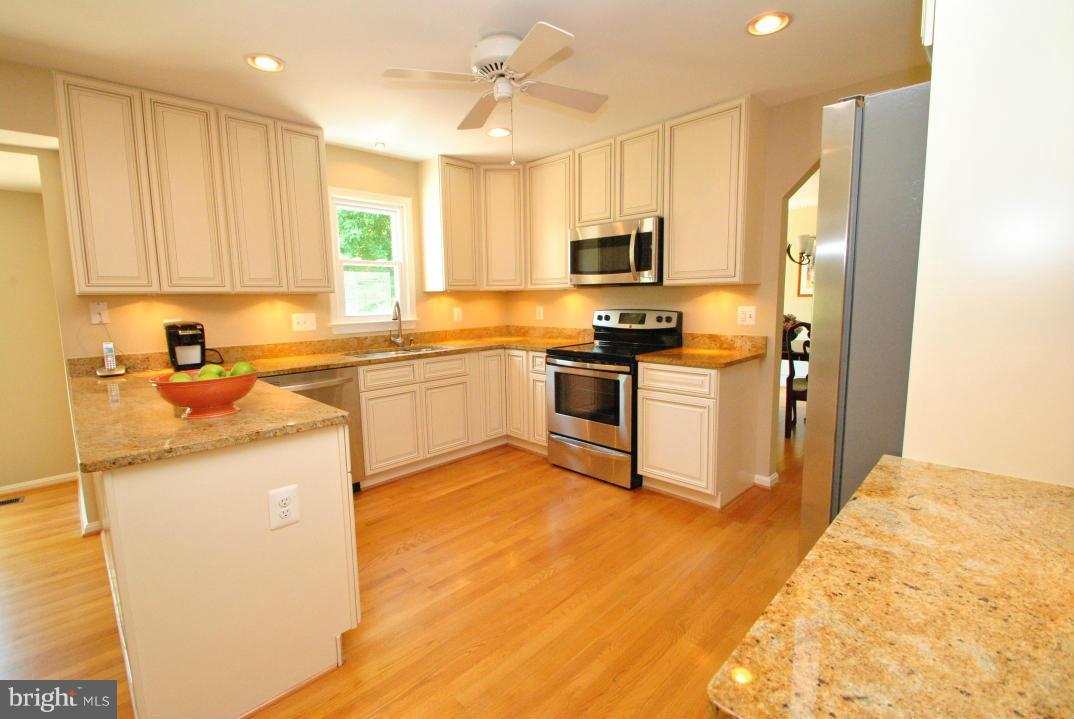 FRANKLIN FARM - Residential