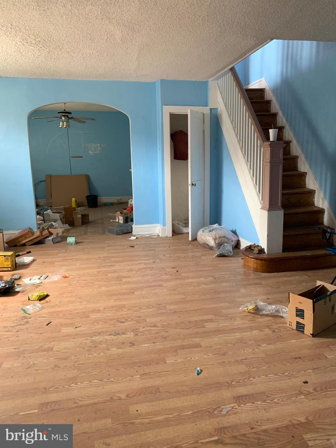 ELMWOOD PARK - Residential